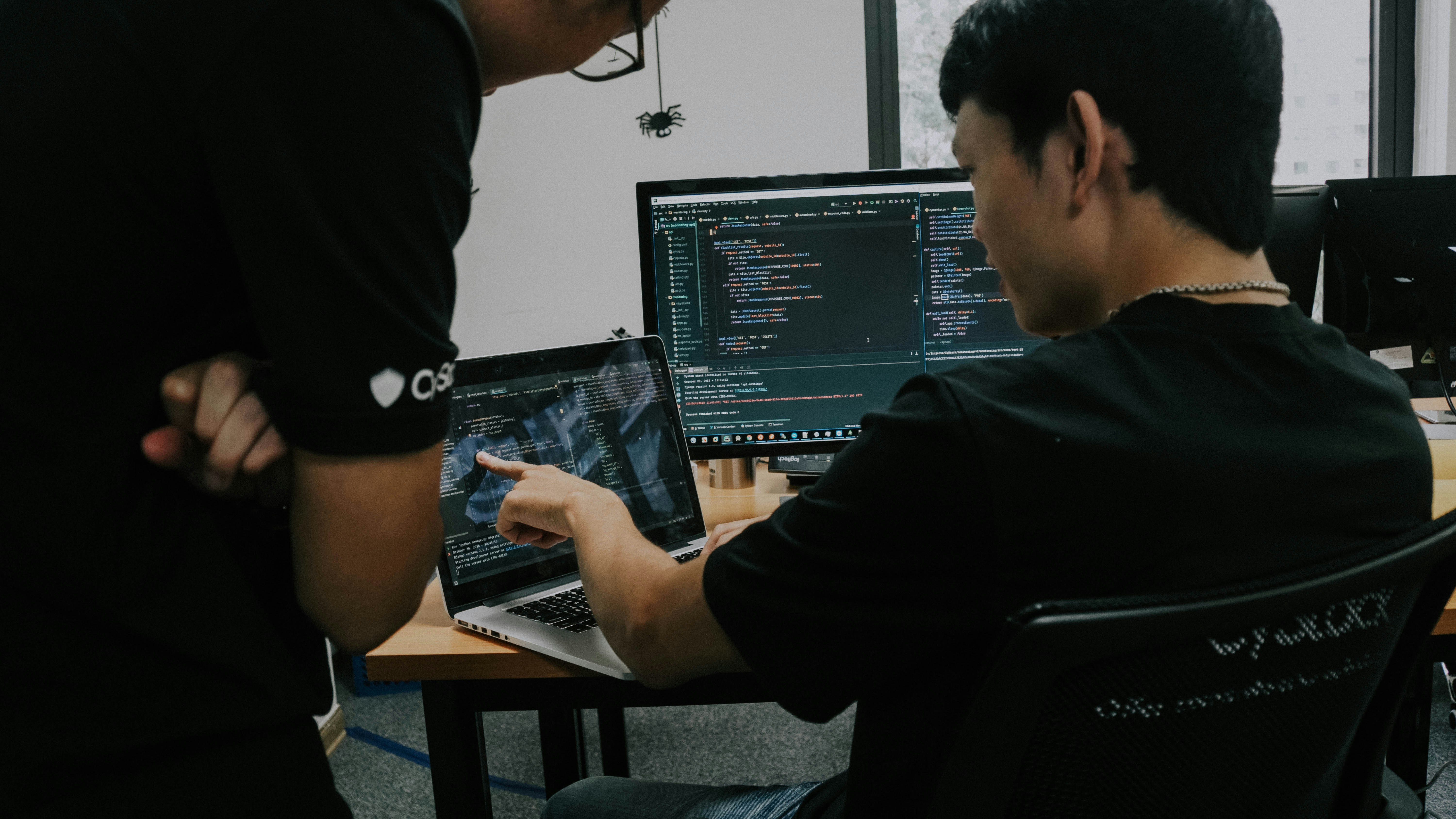 Los 3 mejores expertos en socio de desarrollo de software para B2B en Murcia
