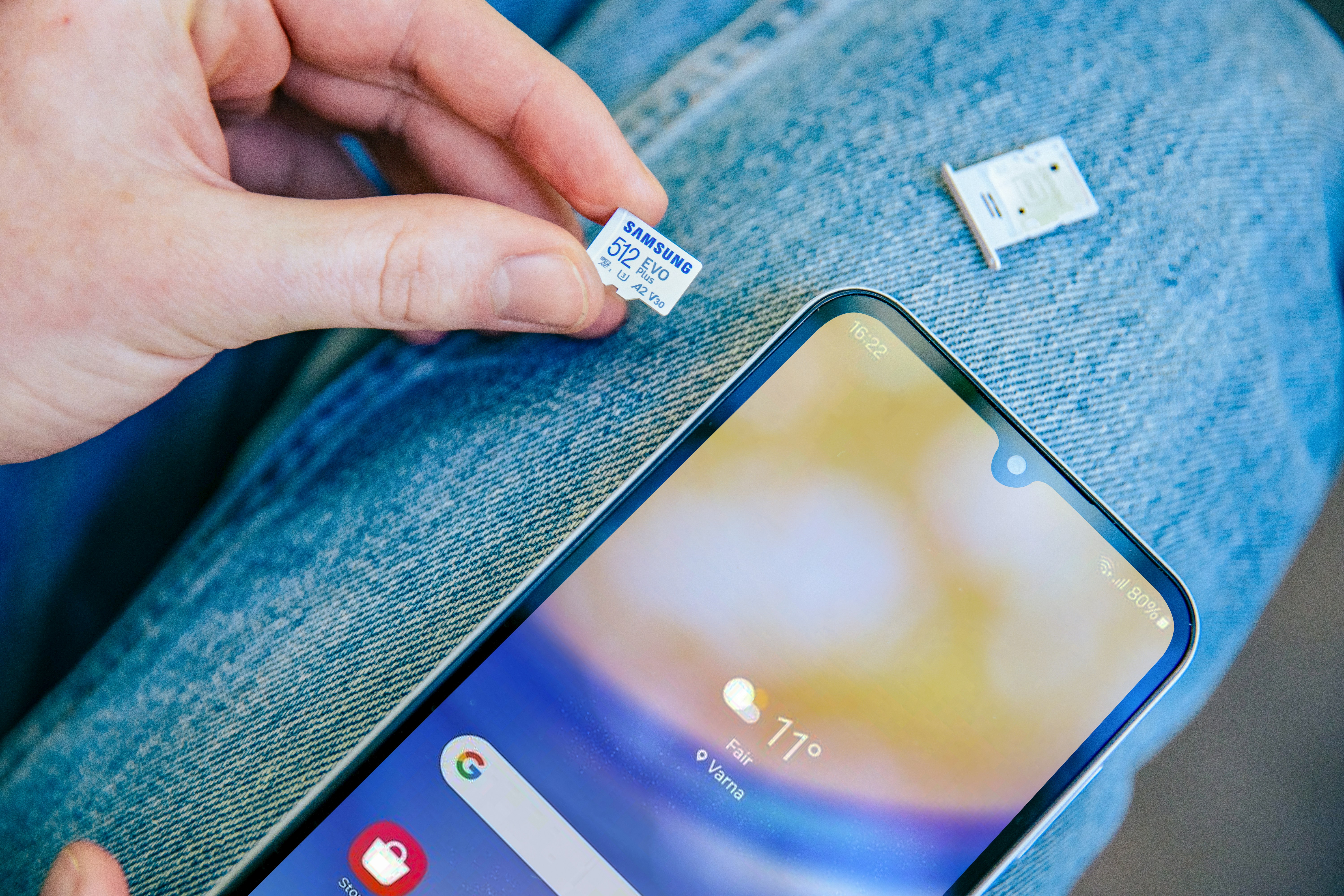 5 "innovaciones" de teléfonos inteligentes que nadie pidió (y por qué deberían revertirse)