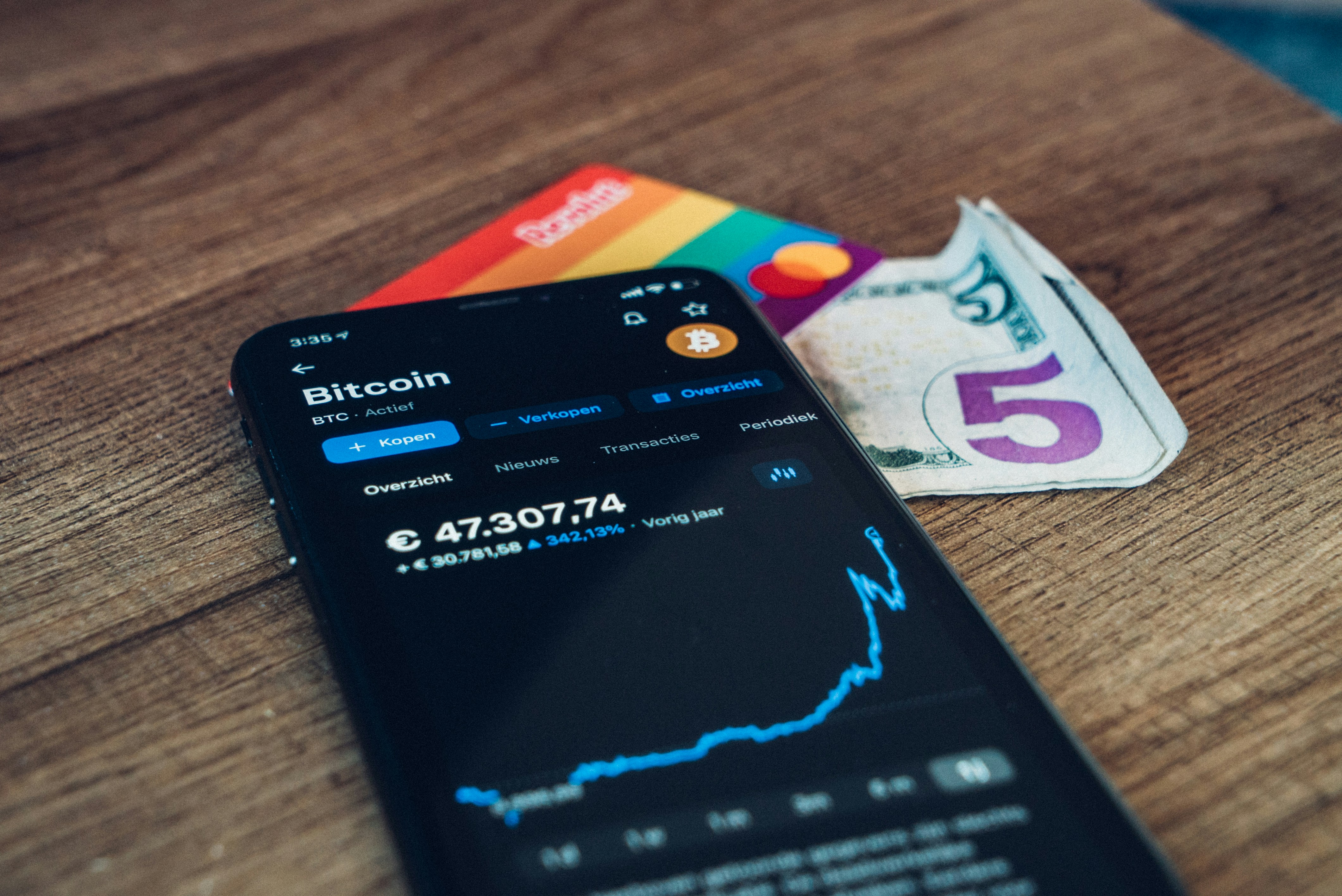 El 80% de usuarios de tu wallet se van en una semana. La solución no es UX