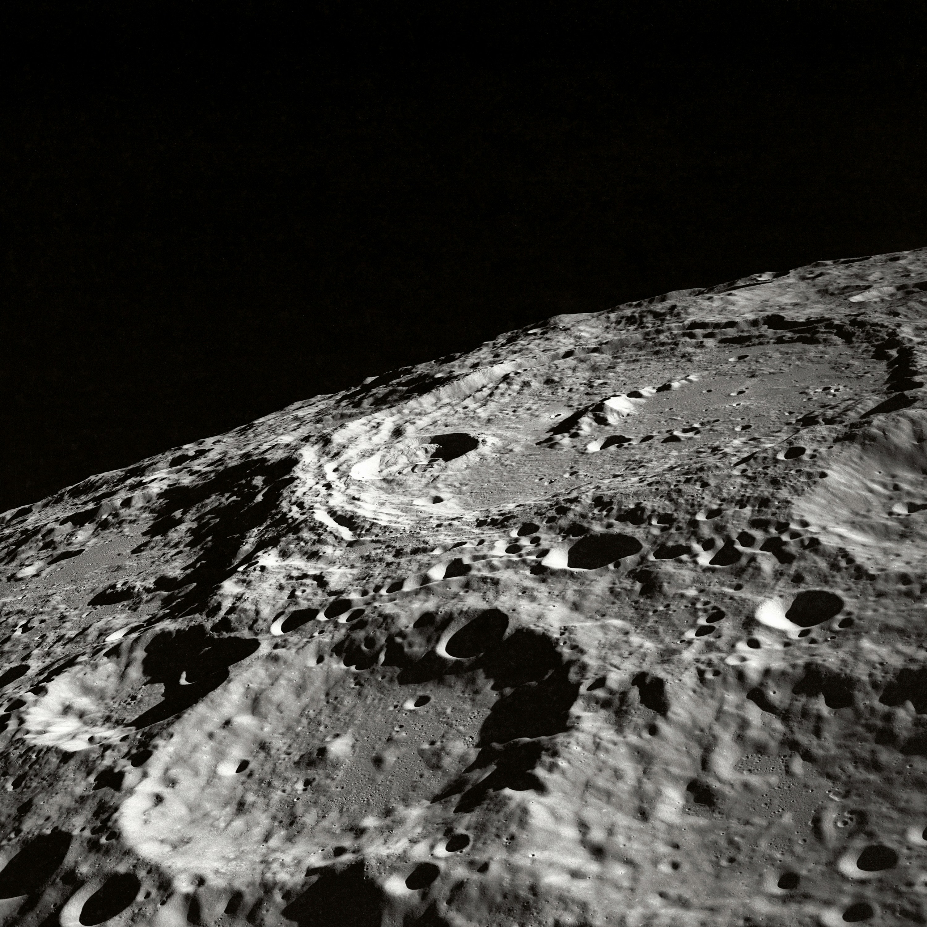 Perfilado térmico más rápido de un rover lunar con un modelo de diferencias finitas adaptado mediante aprendizaje automático