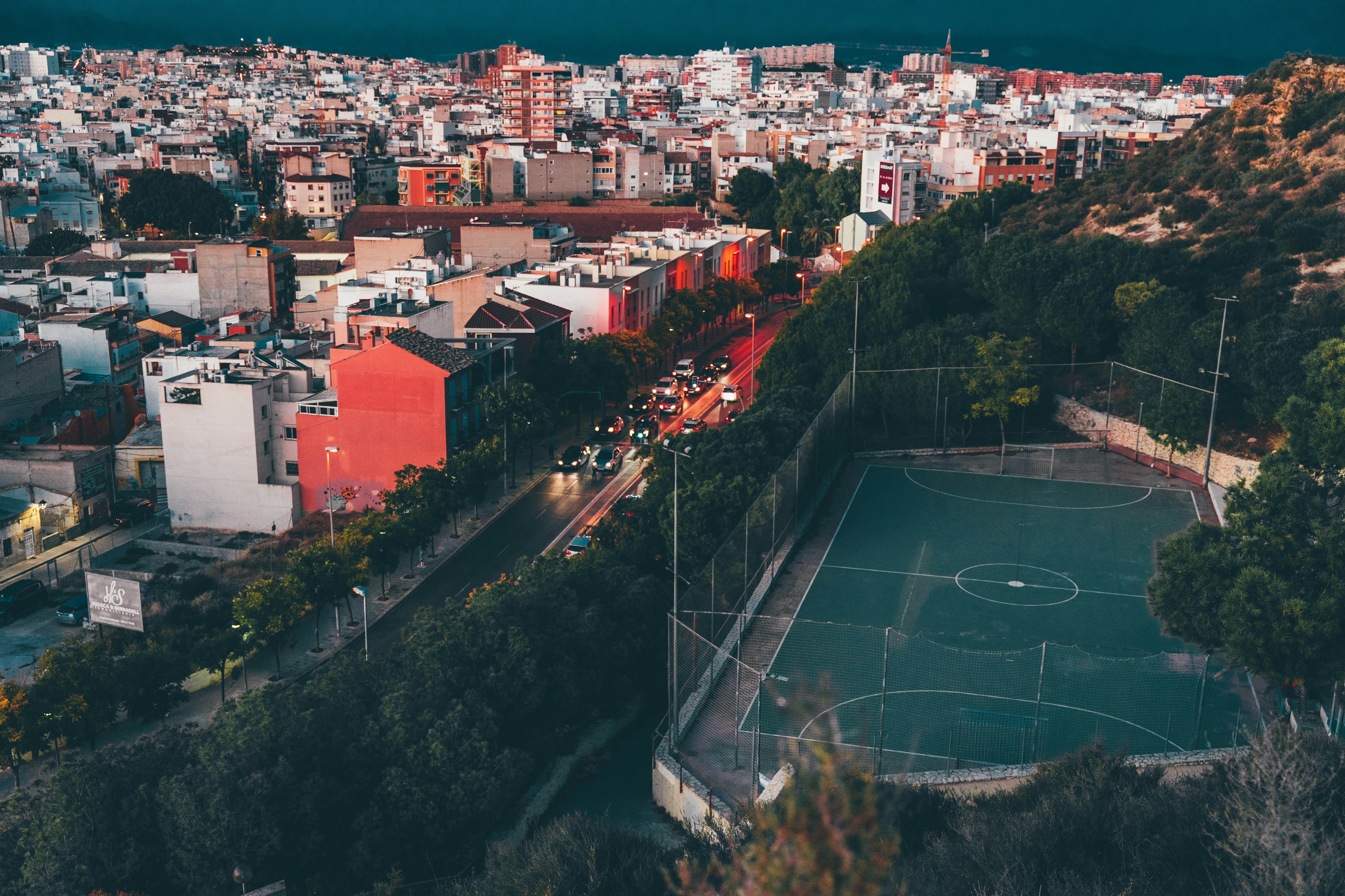 Socio oficial de IA para análisis de tickets en Alicante - Más de 15 años de experiencia