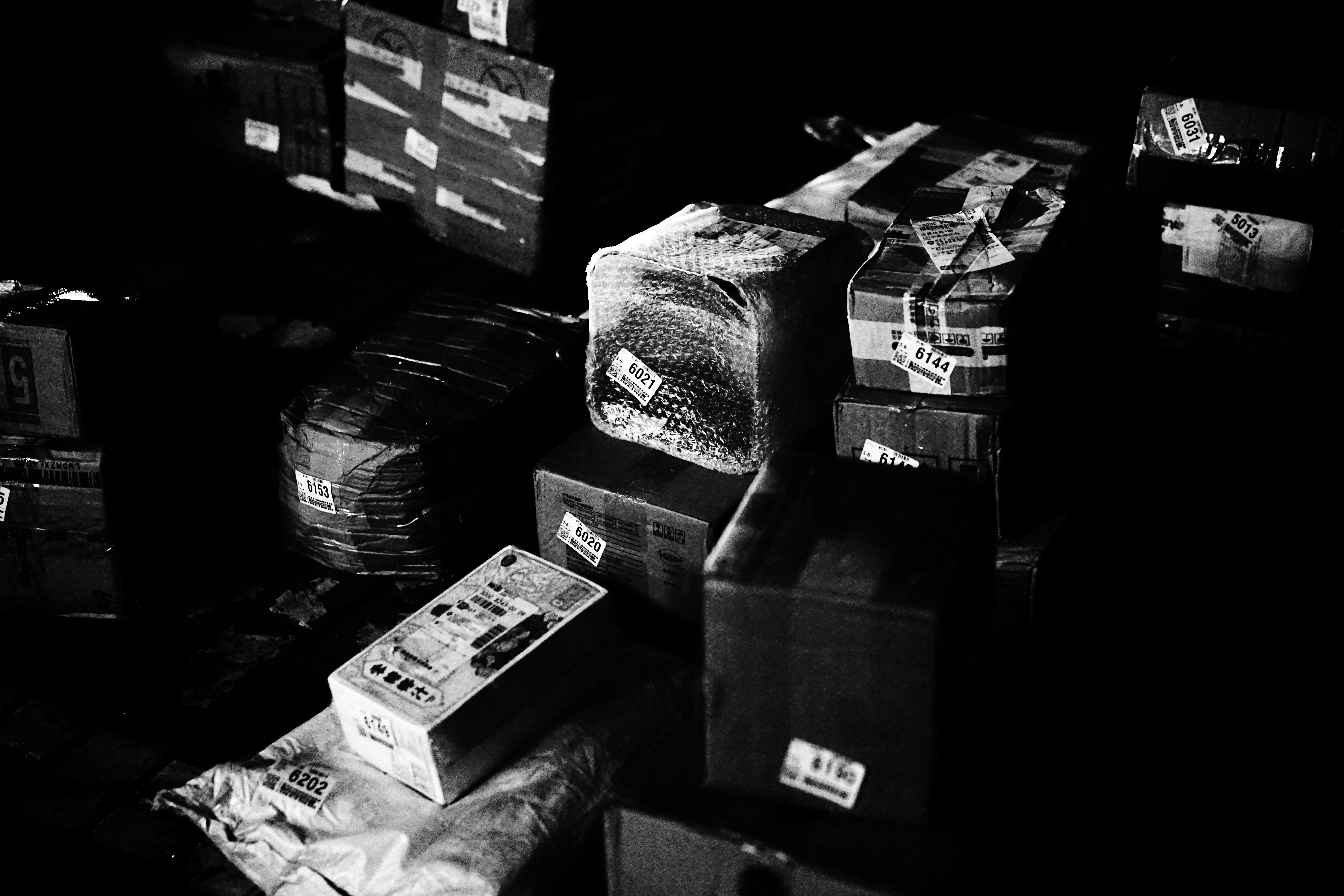 Almacenar archivos subidos y servirlos en Express