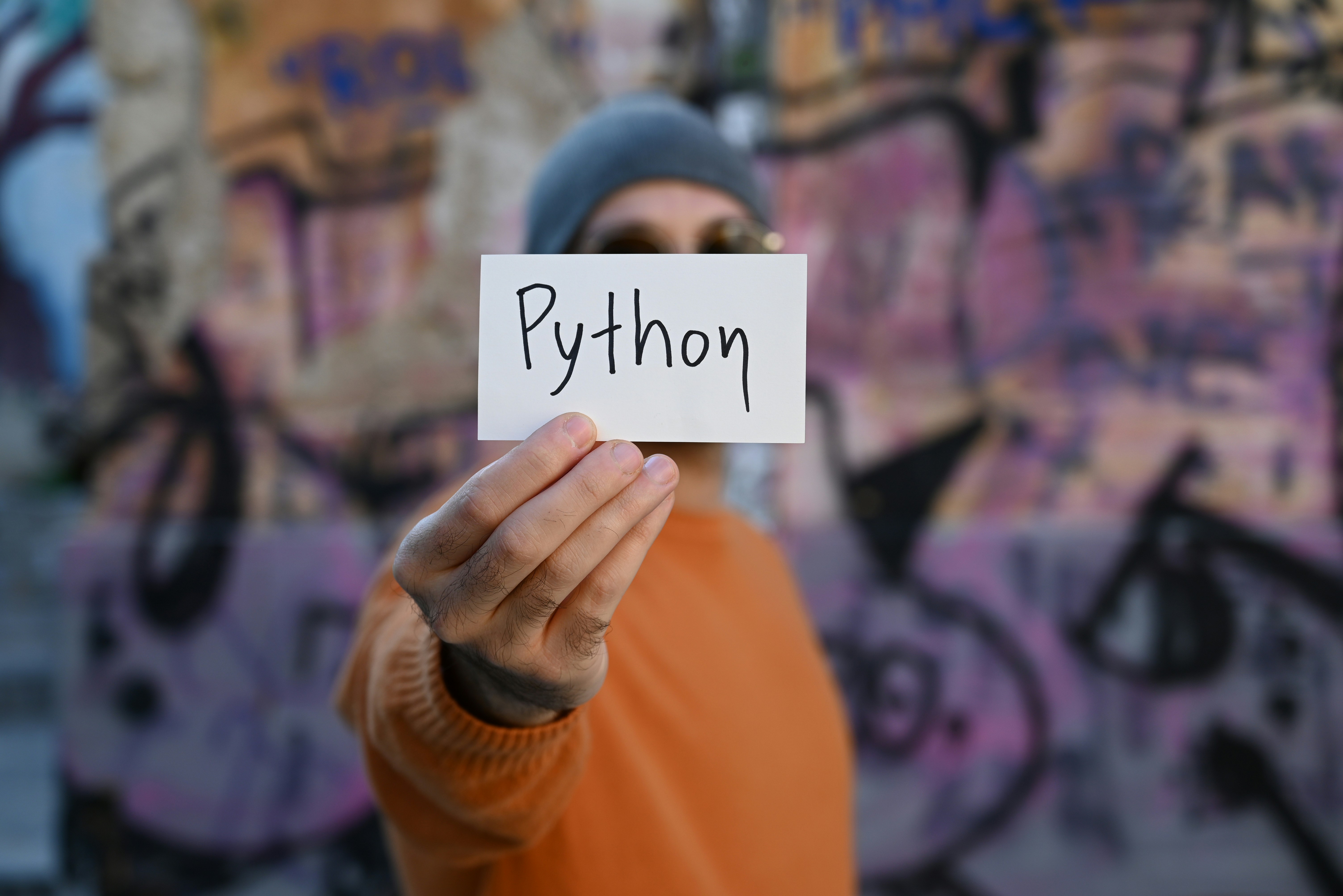 Deja de luchar contra Windows para aprender Python: Por qué WSL lo cambia todo