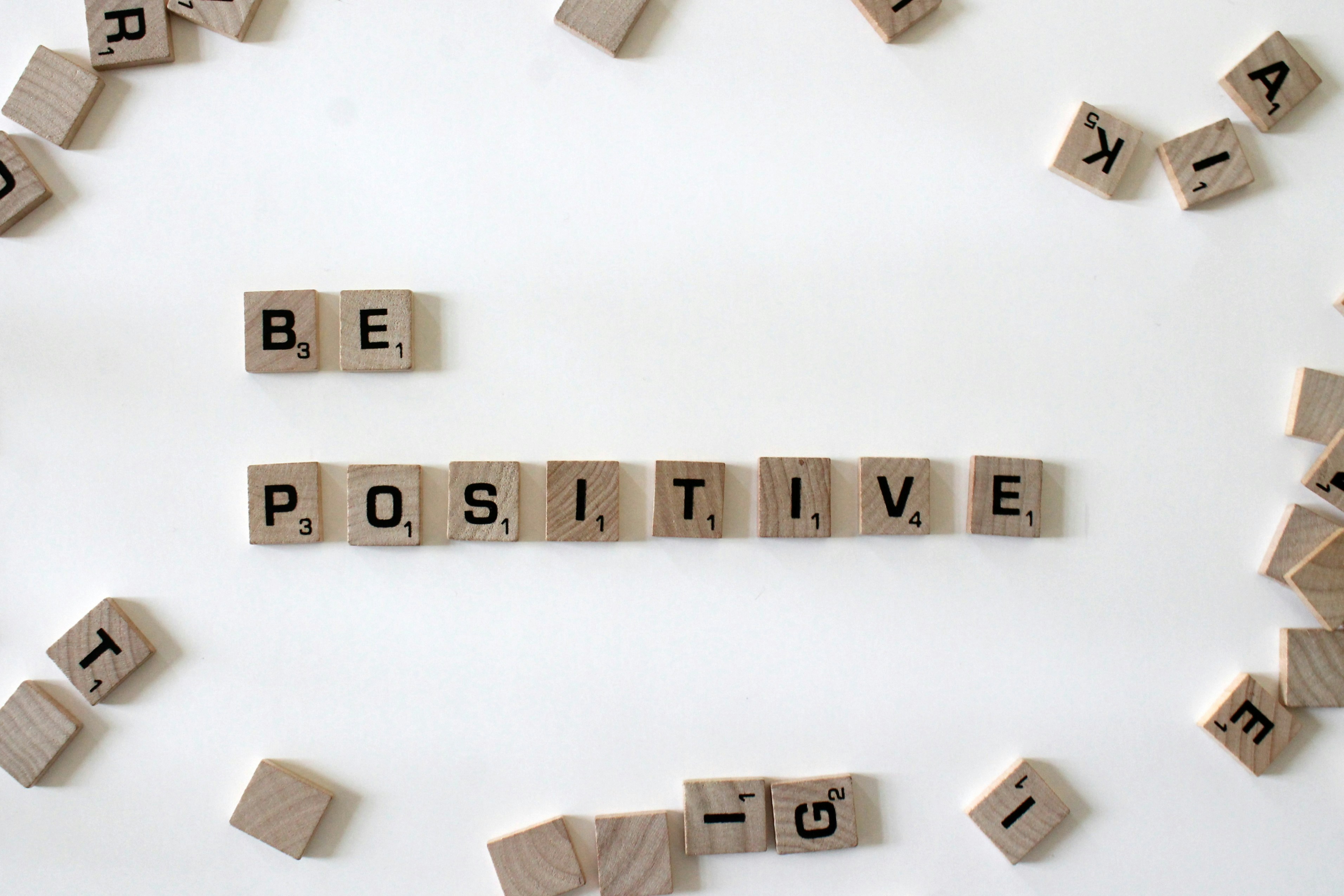 Aprendizaje Positivo-No Etiquetado en Contexto