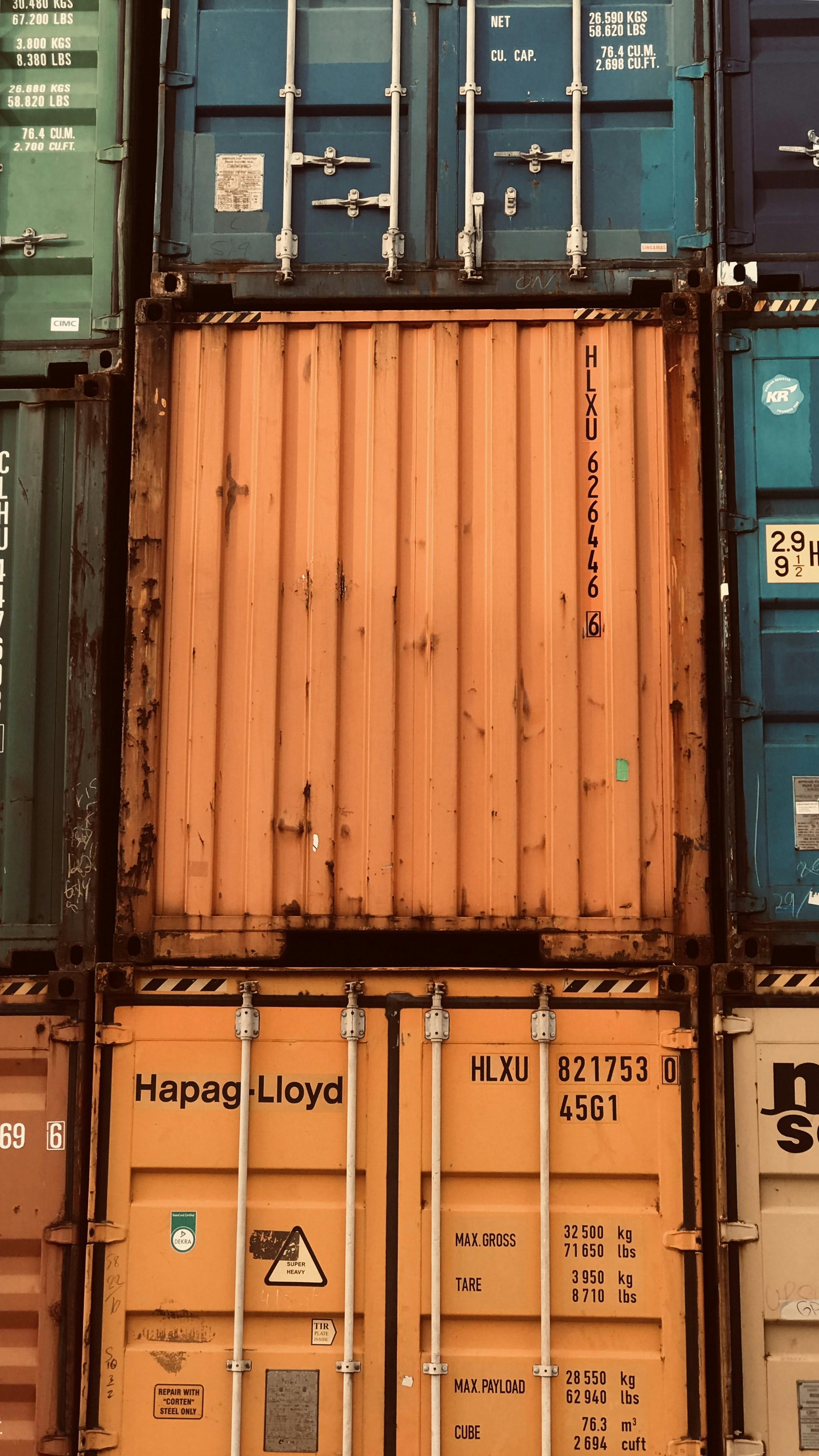 Aprendizaje Reforzado en la Optimización del Envío de Contenedores