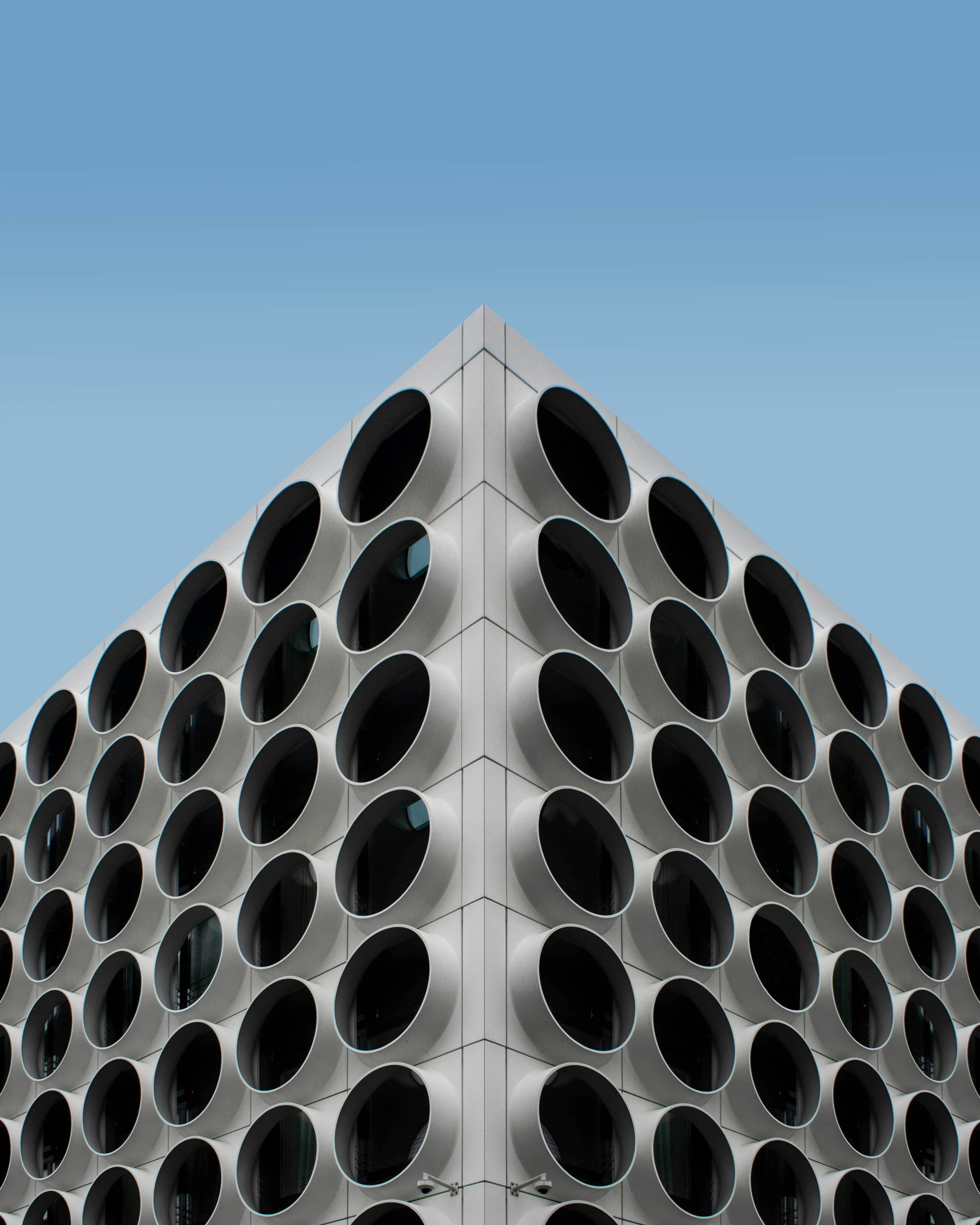 De Monolito a MicroAgentes: Arquitectura de Sistemas de Inteligencia Artificial Multiagente