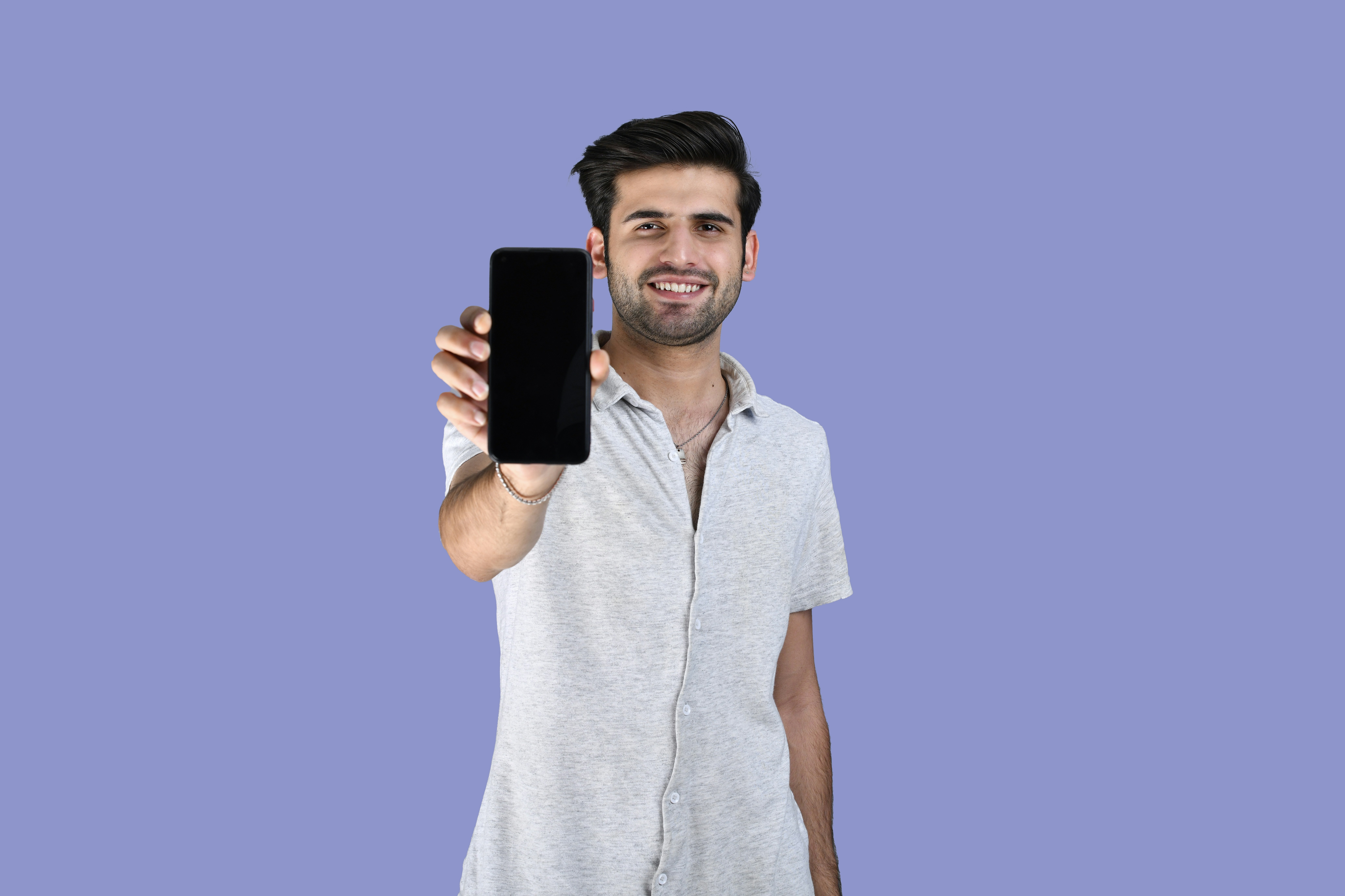 Asistentes móviles con poder artificial para trabajo, estudio y auto mejora