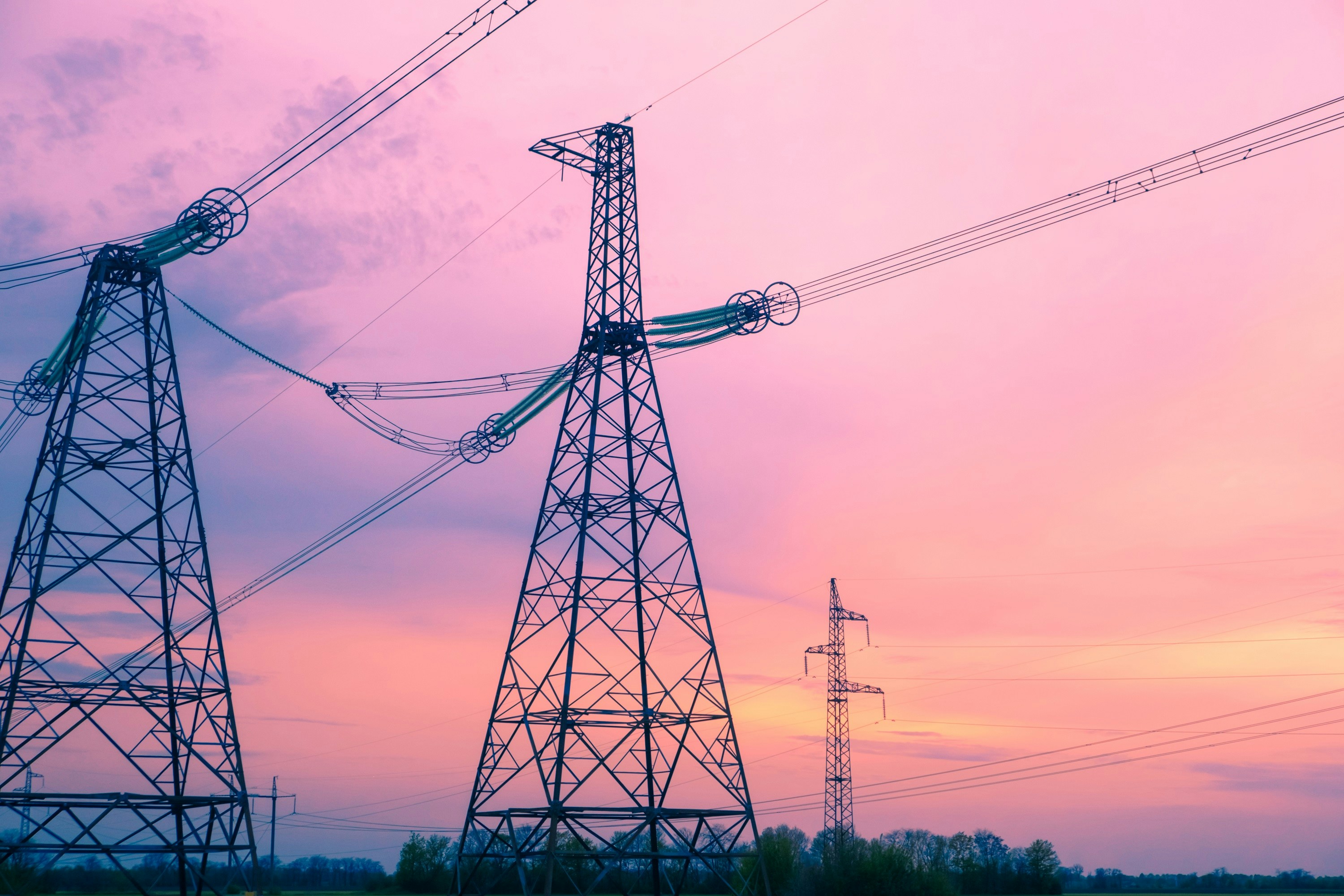 Auditoría de seguridad y arquitectura para portal de inquilinos con consumo energético