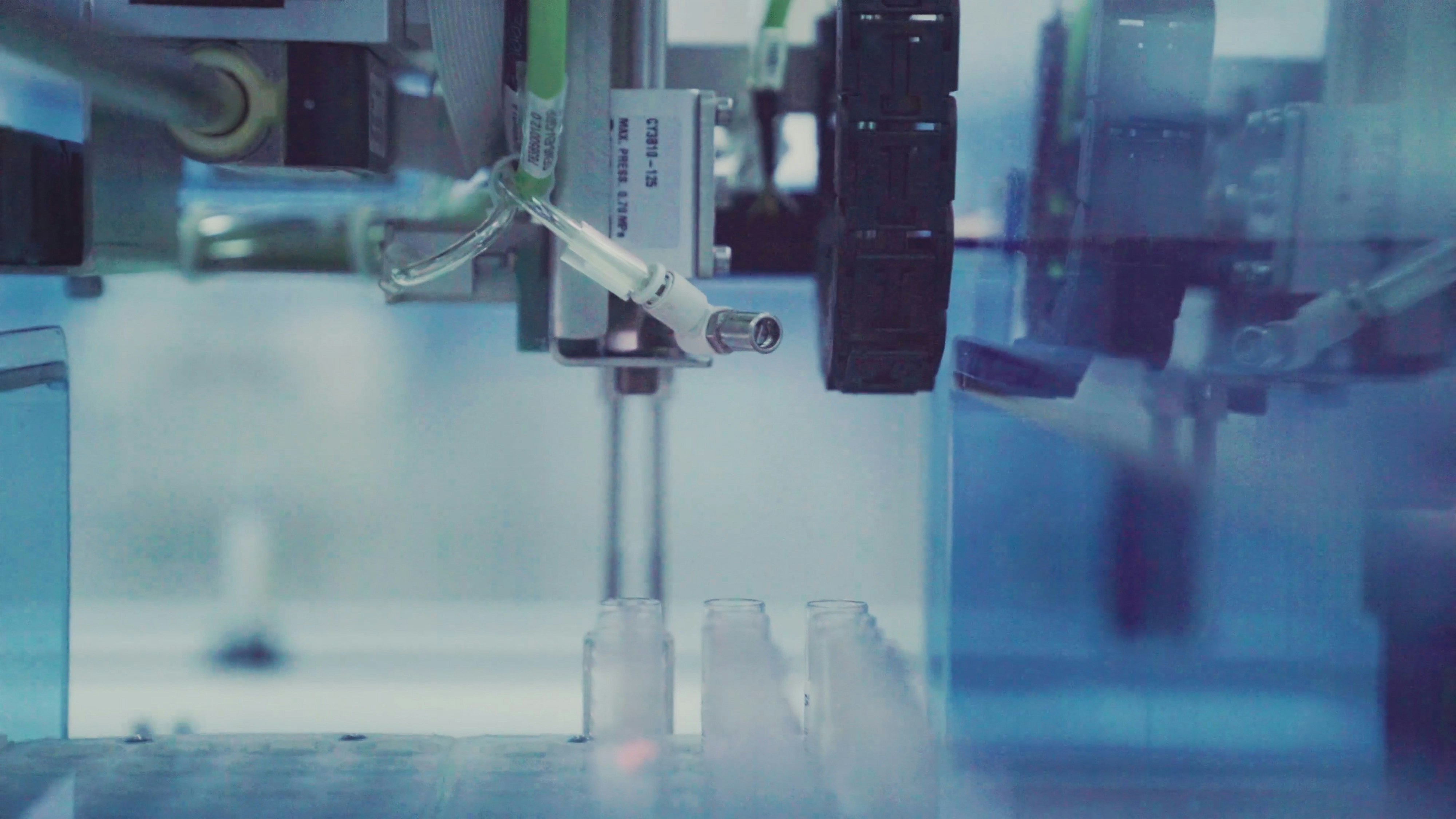 Augmentación del desarrollo de productos de tecnología para PYMES mediante la IA generativa