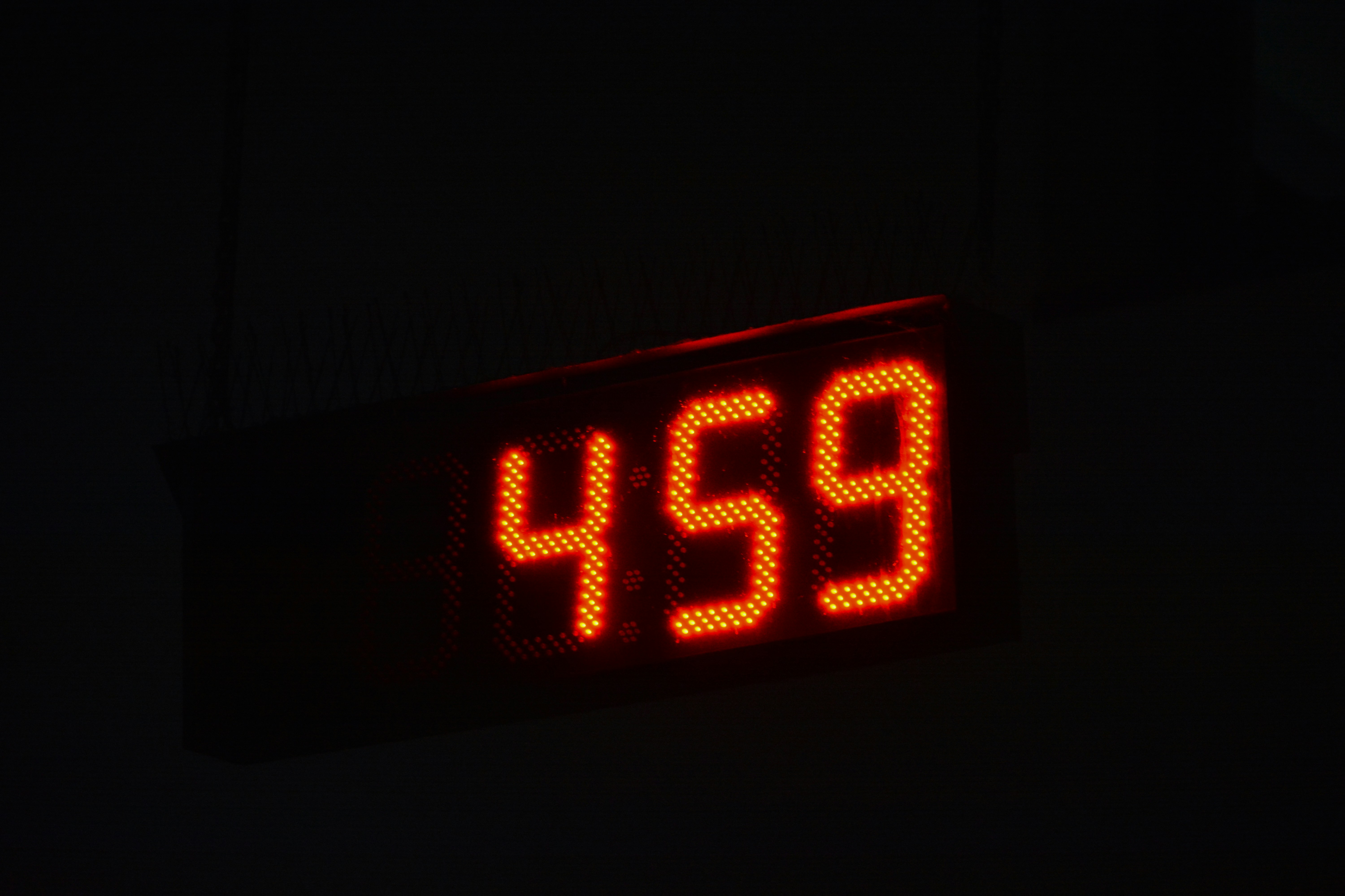 BloqueoDAG 408M aumenta y 20+ listados pone calor en Bitcoin Hiper, Pepenodo, y Pepeto en el 2025