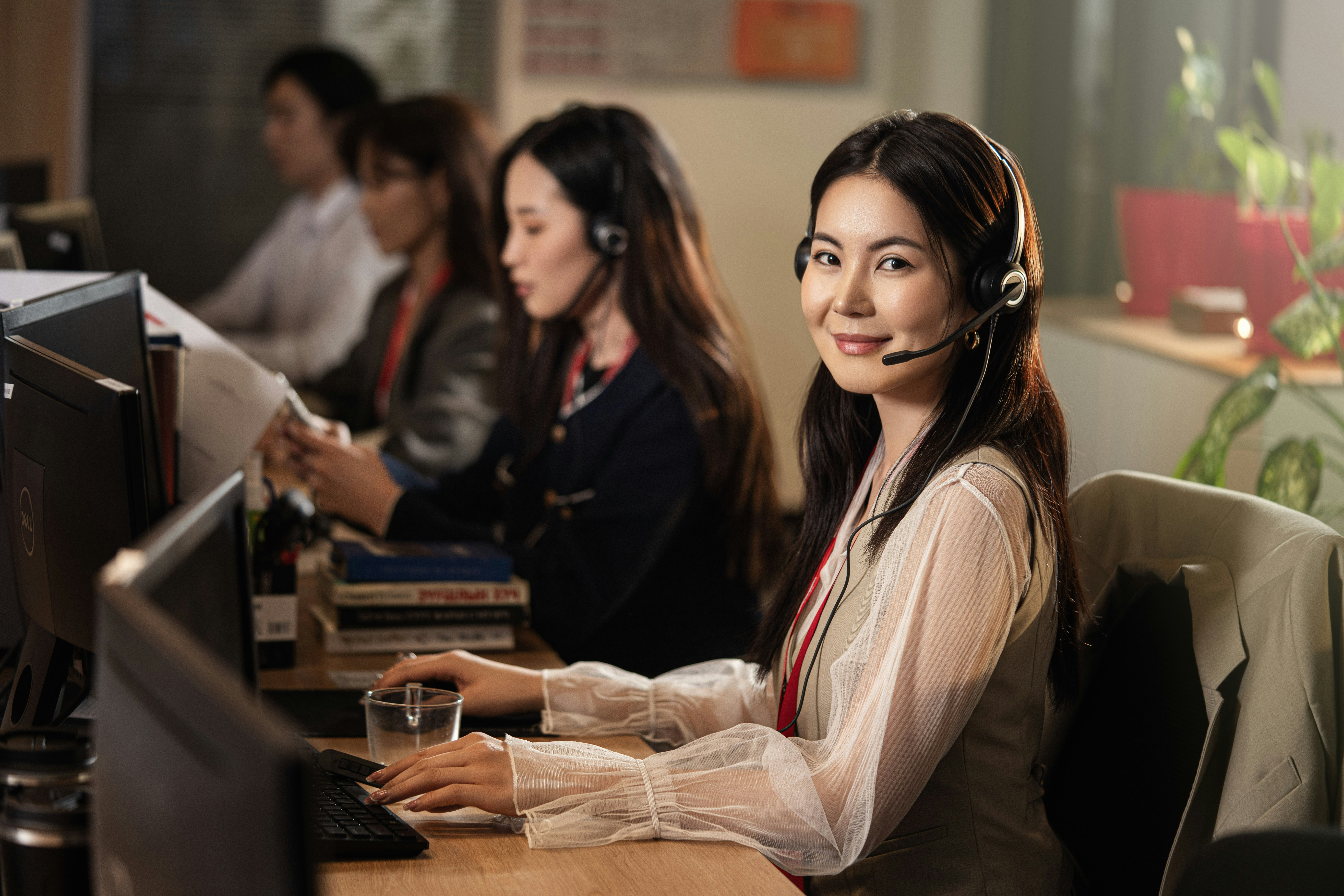 ¿Cómo pueden los agentes de IA para operaciones aumentar la productividad?