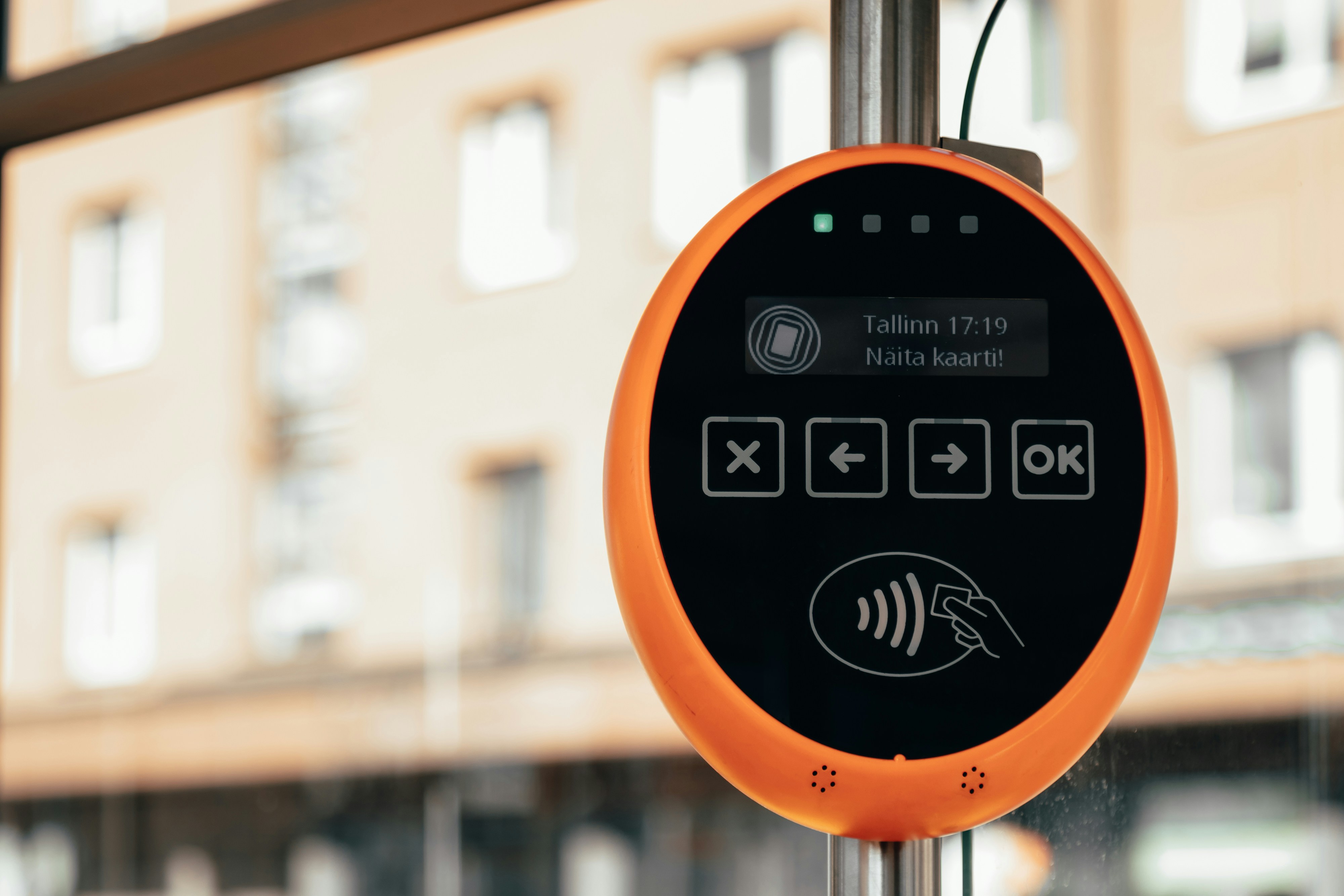 Automatiza i18n: Agentes de IA crean Validador y Generador en Minutos