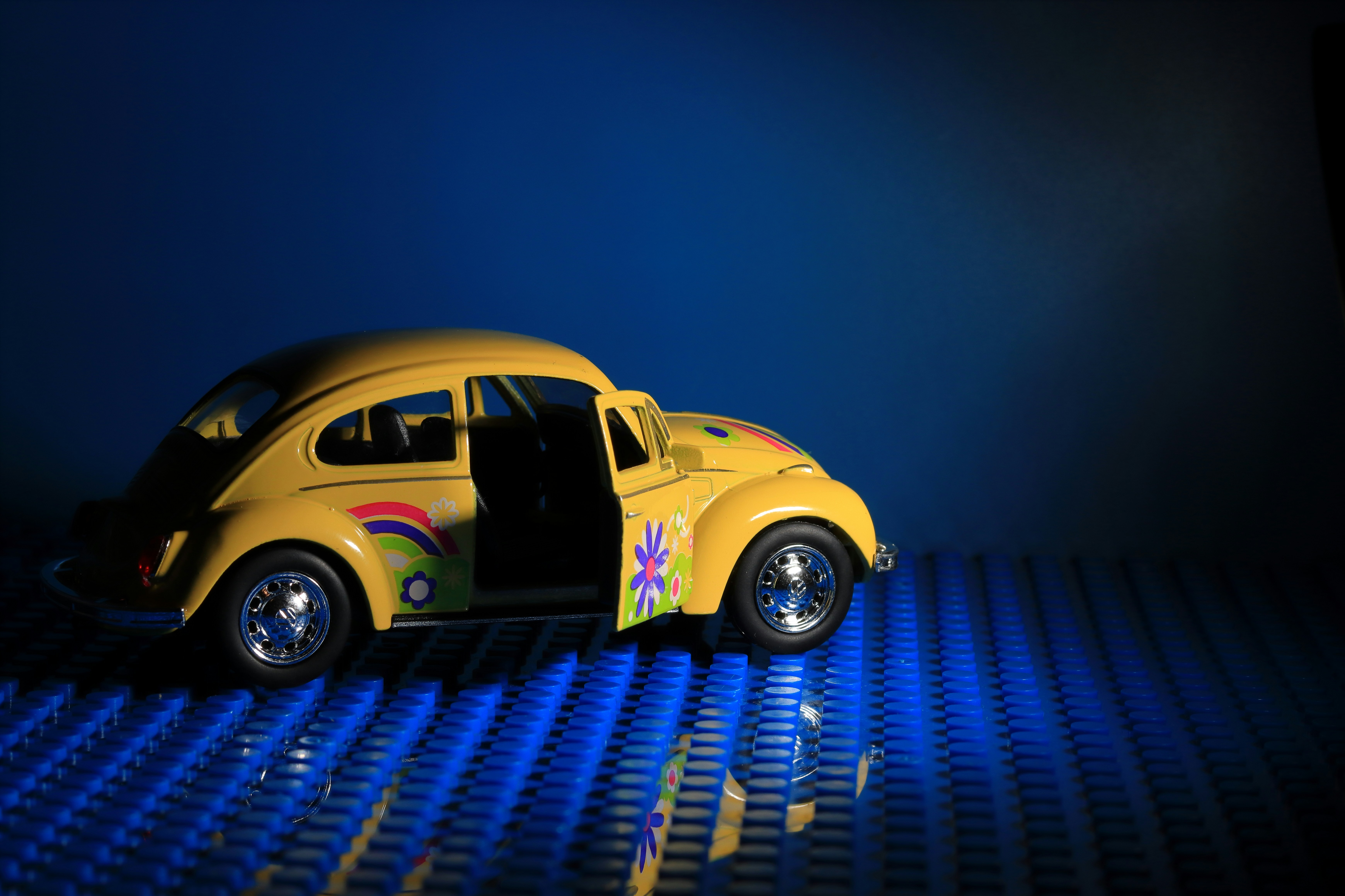 Resolver problemas: Cómo automatizar SharePoint con n8n beneficia al sector automotriz
