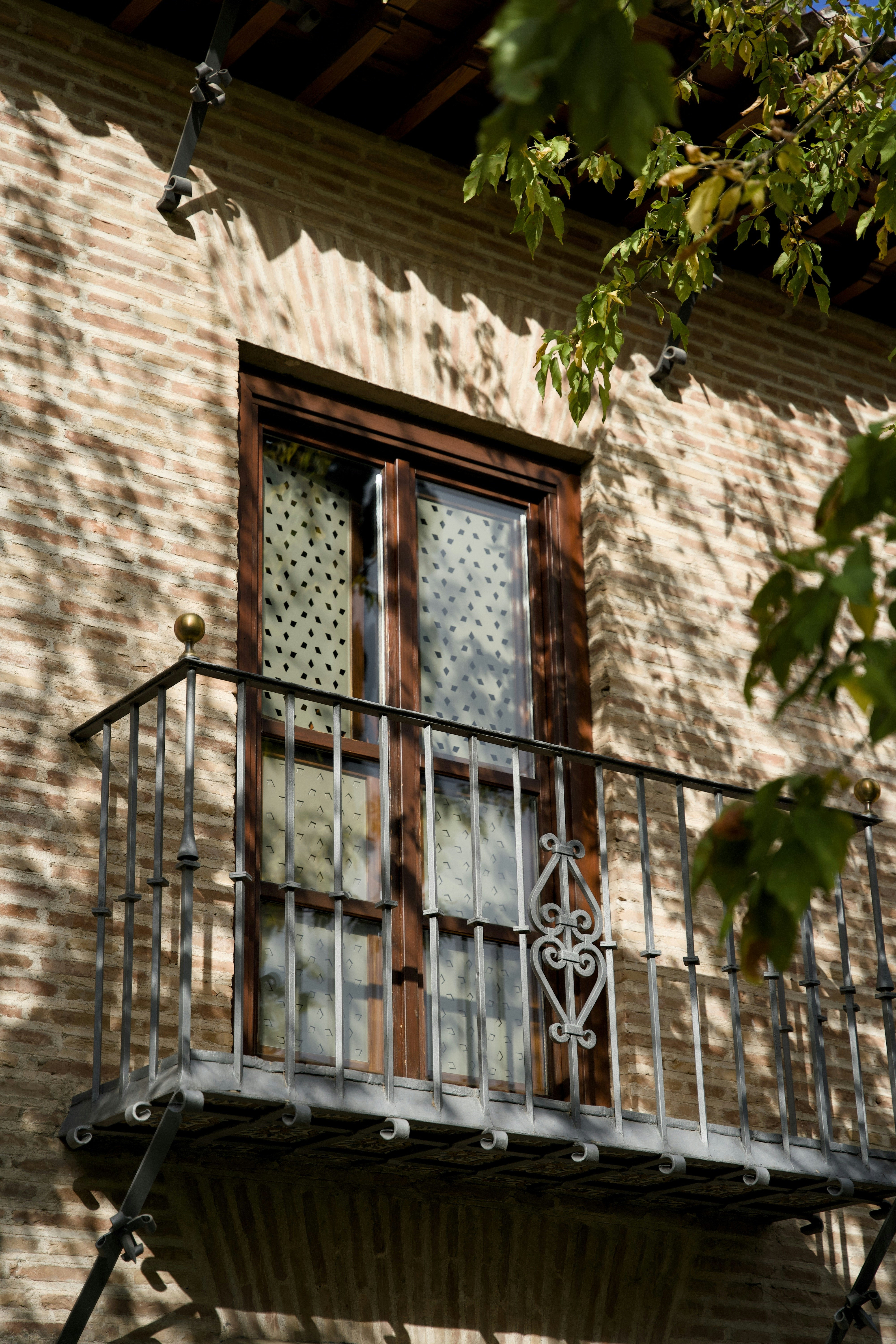 reemplazar la facturación manual con automatización en Granada