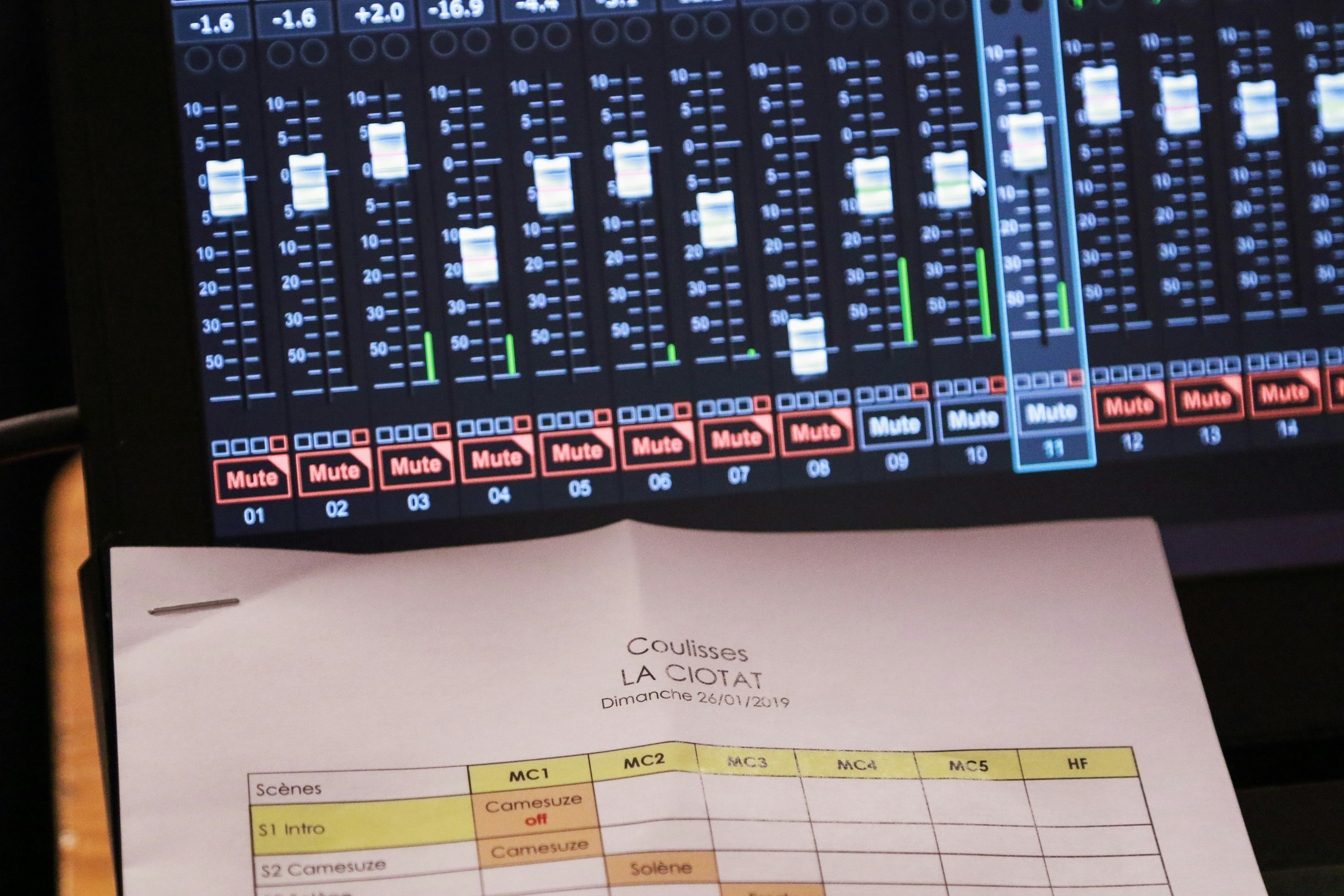 Reemplazar la facturación manual con automatización Estudio de caso en Granada 2026 - Implementación de Q2BSTUDIO