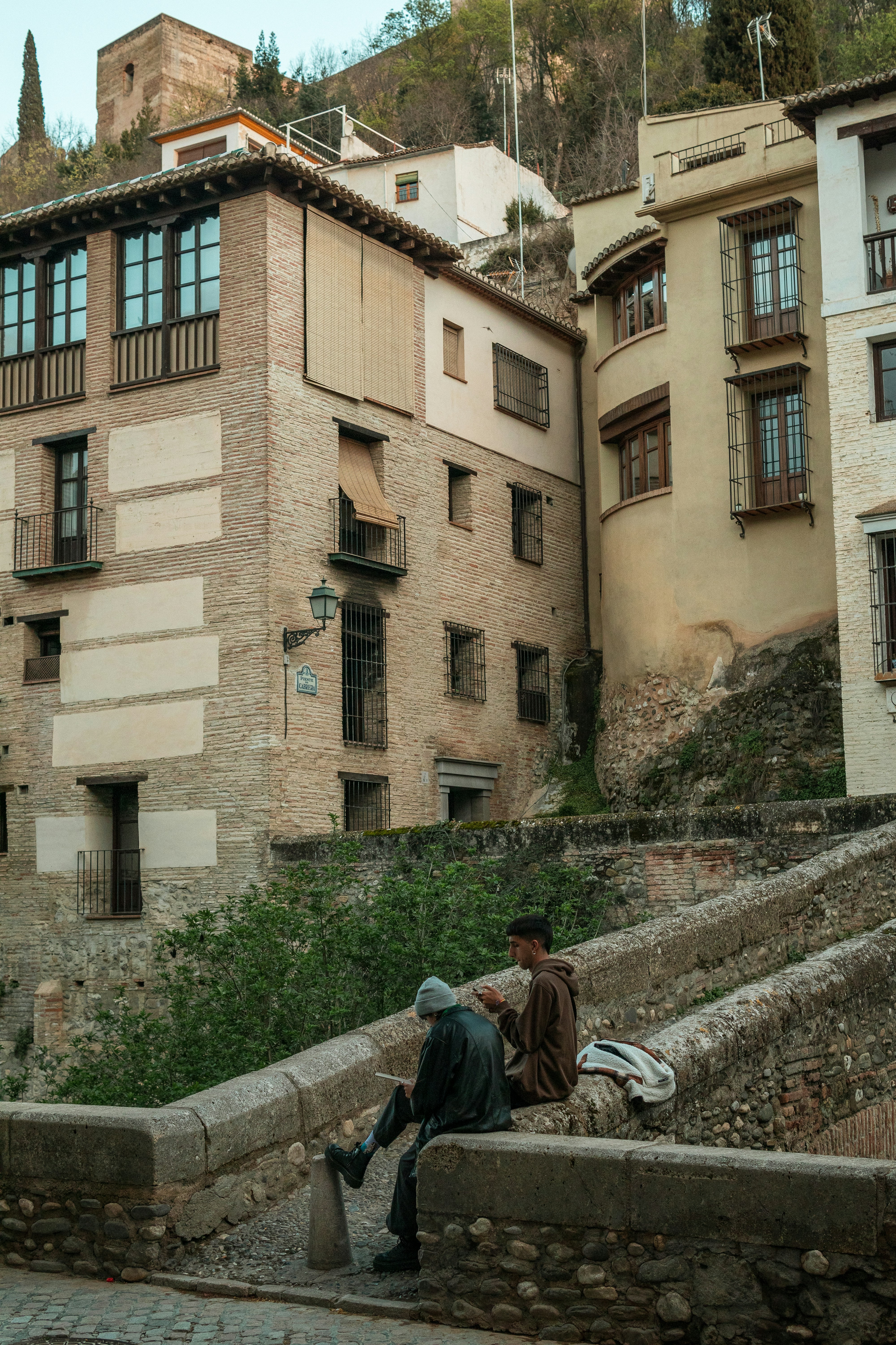 Automatizar la desasignación de usuarios para la baja en Granada