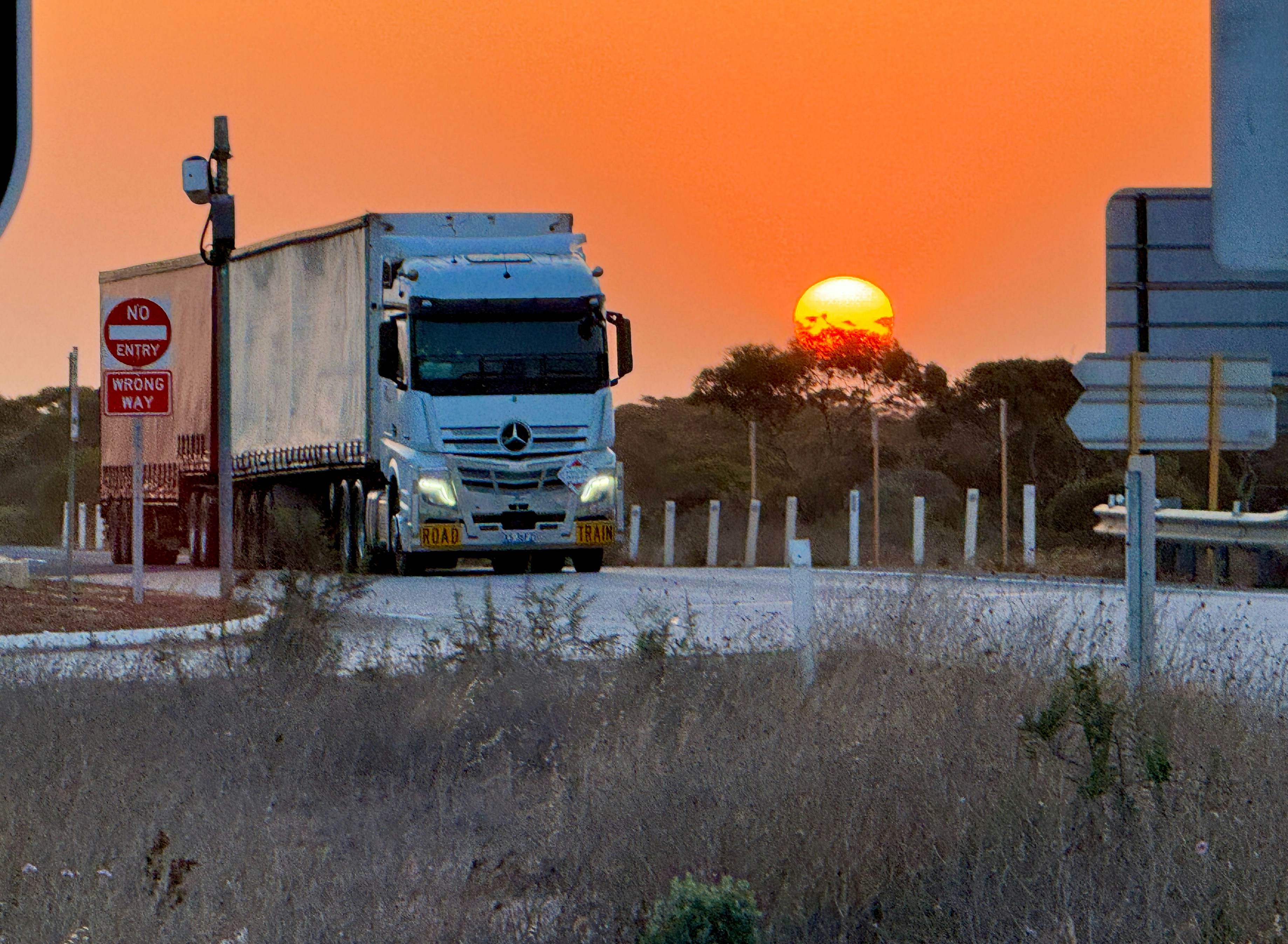 Cómo la Automatización de Llamadas Avanzada Resuelve Desafíos Logísticos en España
