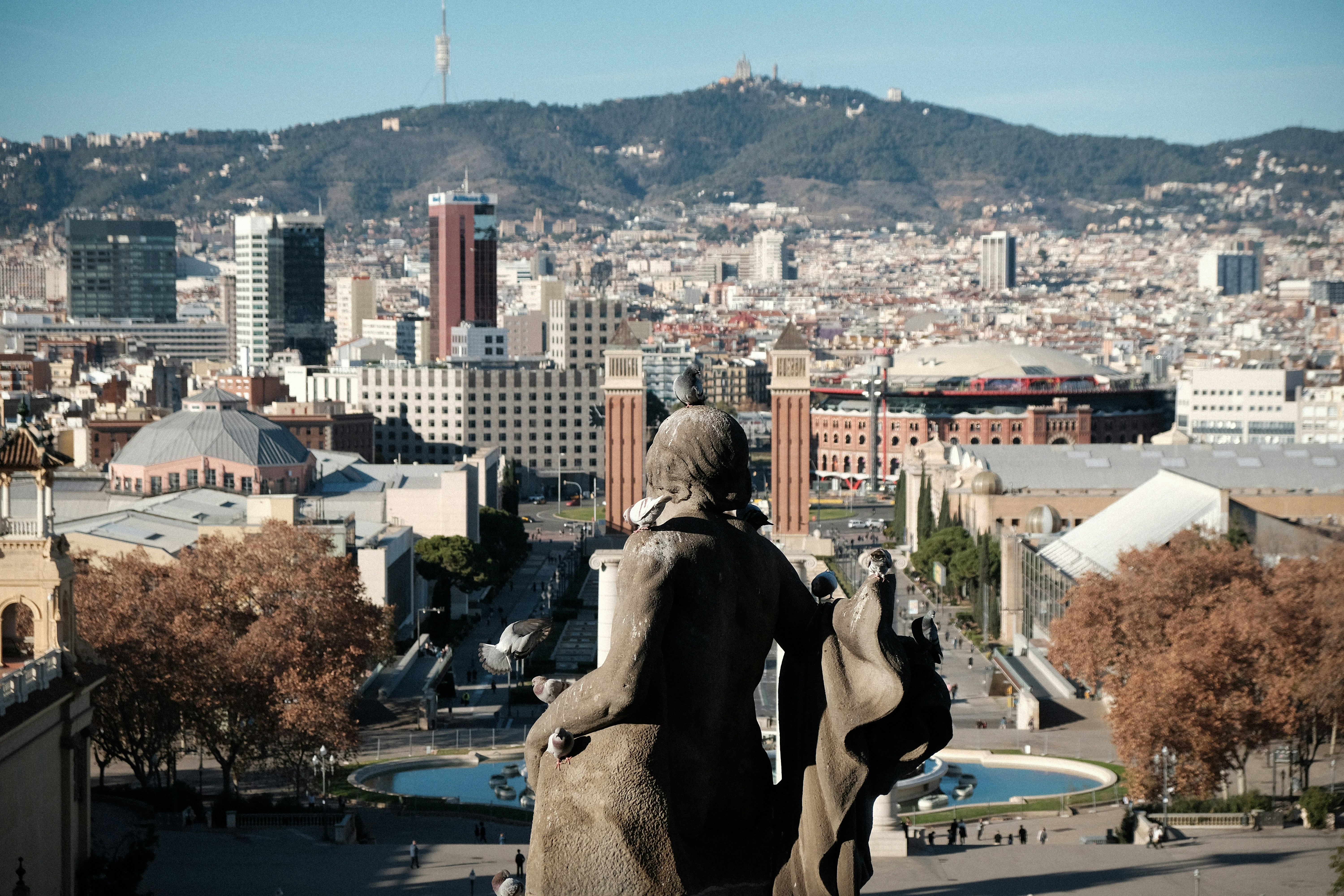 Estudio de caso de Barcelona: Automatización de llamadas salientes Integración con sistema CRM