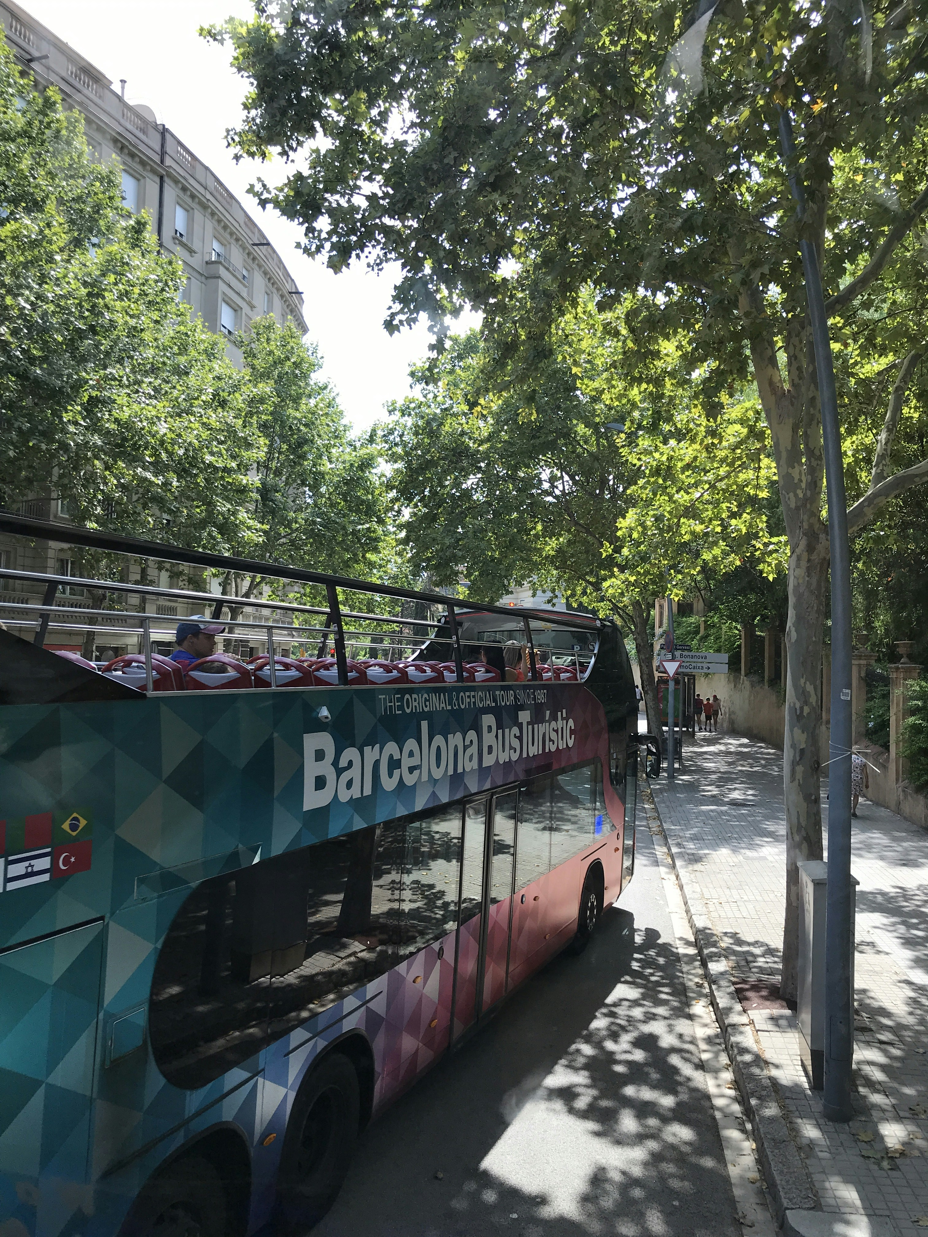 Automatizar el cierre de tickets por inactividad en Barcelona