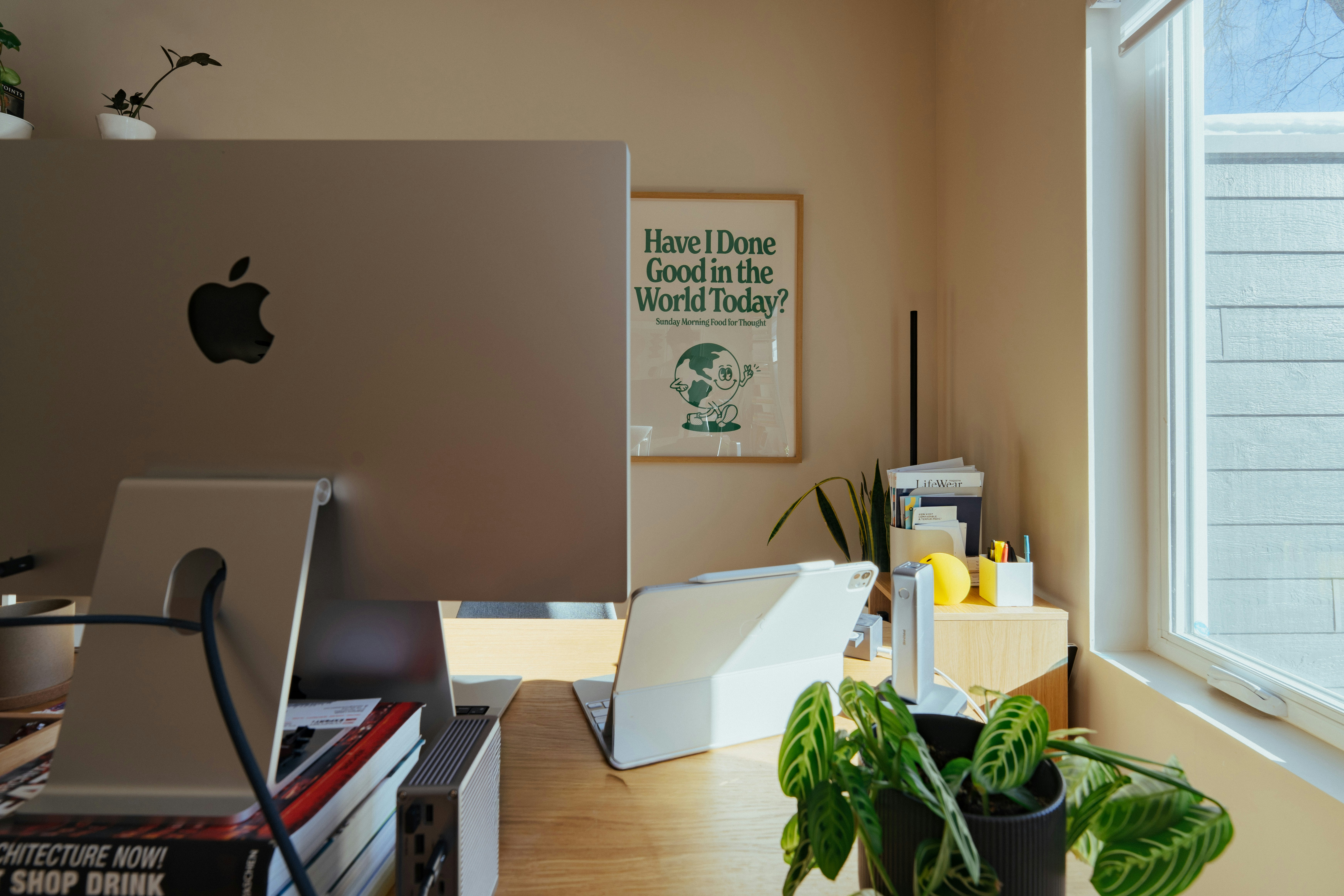 ¿Cómo puede automatizar el cierre de fin de mes hacer que el trabajo remoto sea más sostenible?