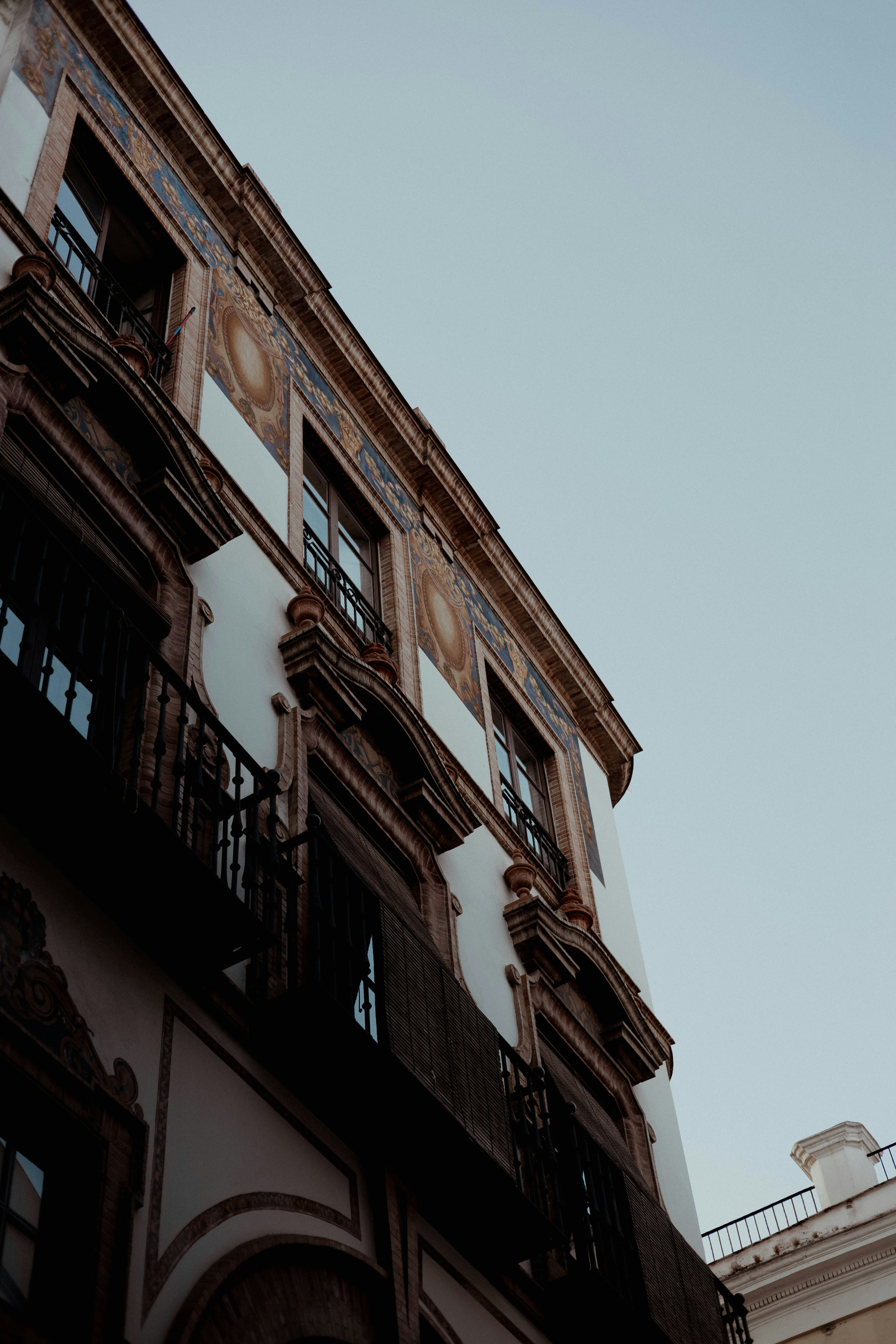 cómo automatizar el servicio al cliente sin contratar una empresa en Sevilla