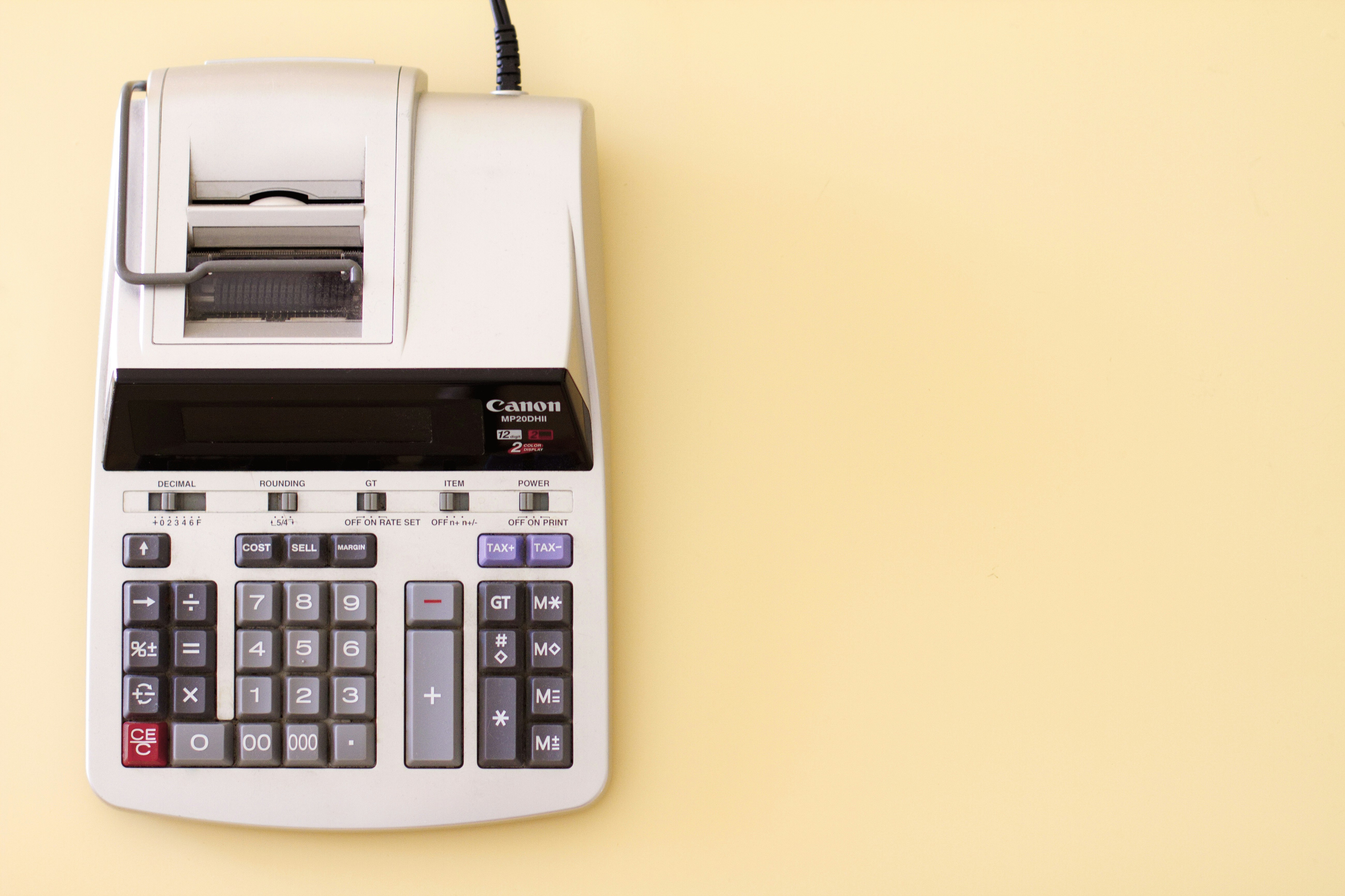 ¿El cierre de mes automatizado reduce errores humanos?