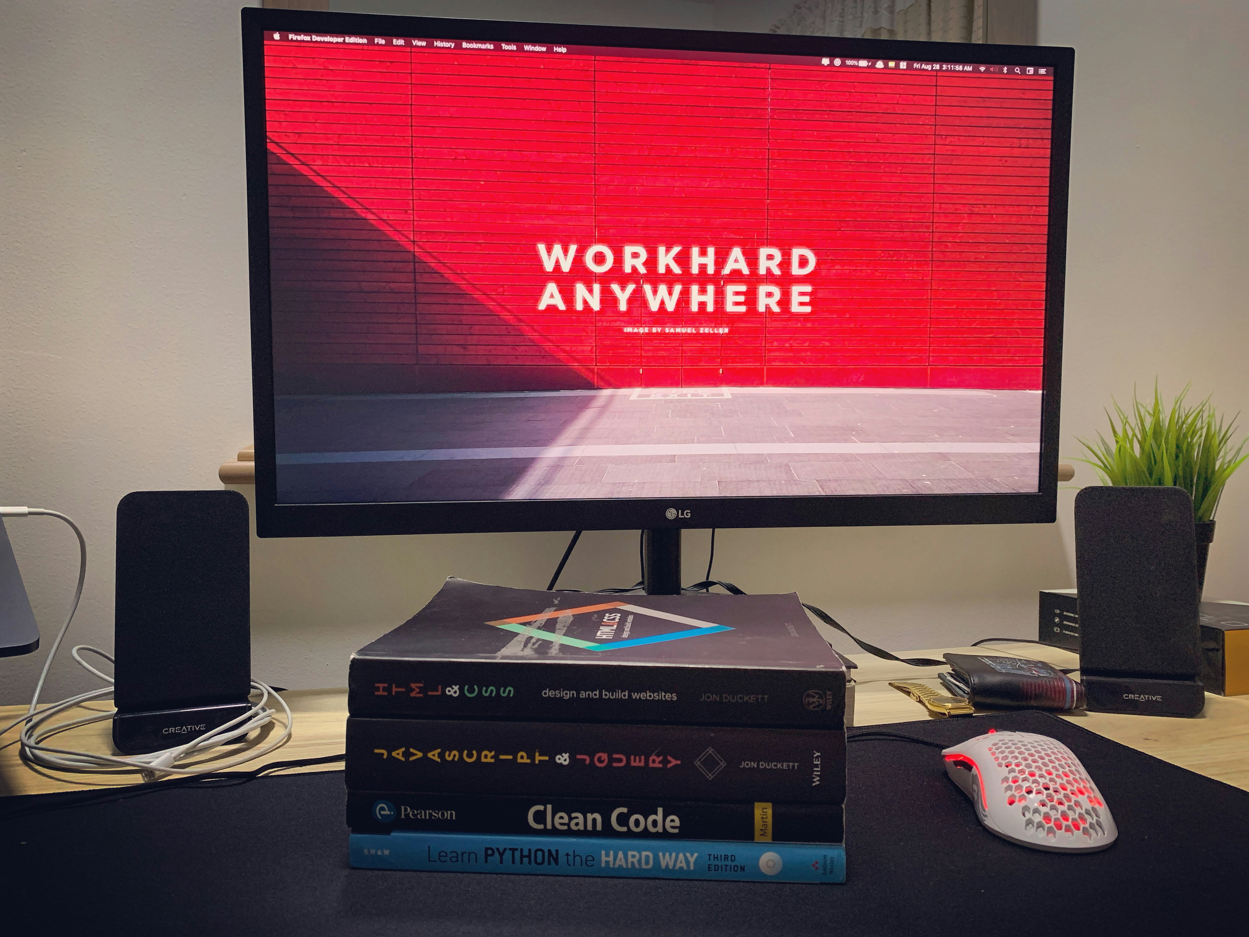 Migra y moderniza tareas de VMware con Transformación para VMware de AWS
