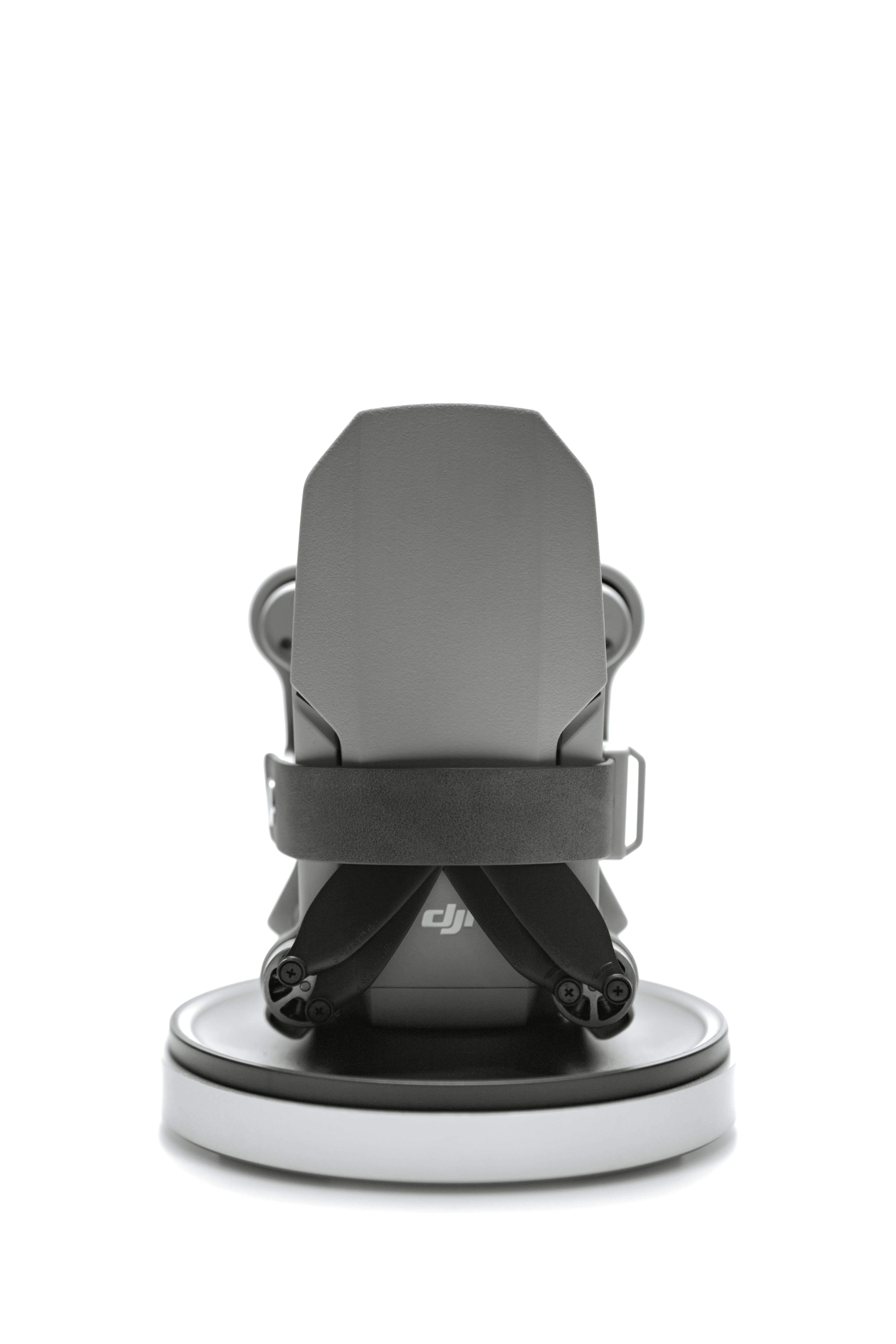 El dock que esperabas: Baseus Spacemate con carga Qi2