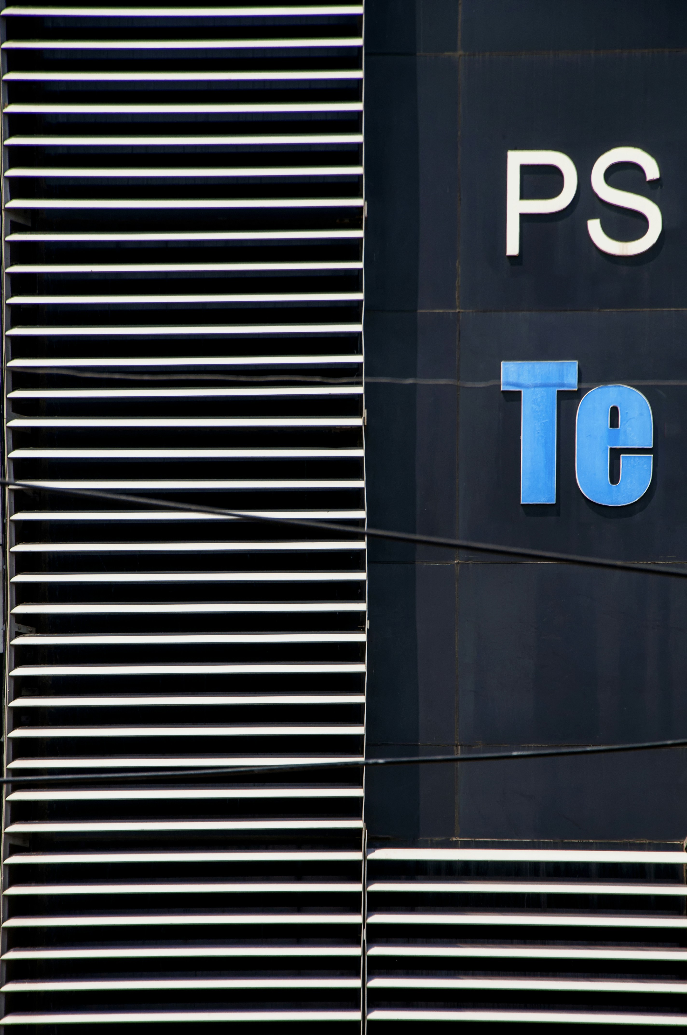 Telstra pagará $20.3m por la corta masiva de cargas de velocidad de subida de Belong NBN
