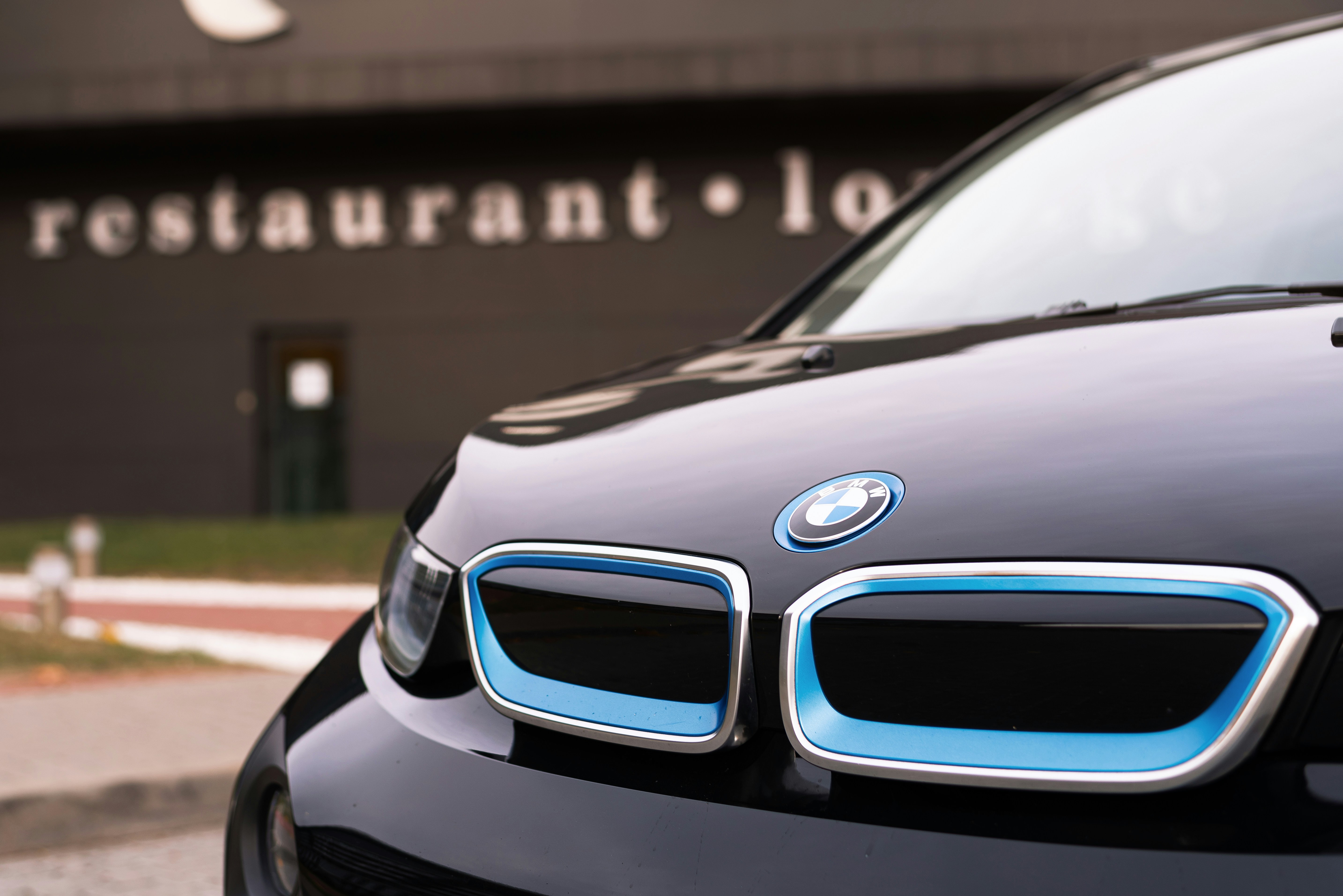 BMW i3 2027: popularidad obliga a abrir pedidos meses antes