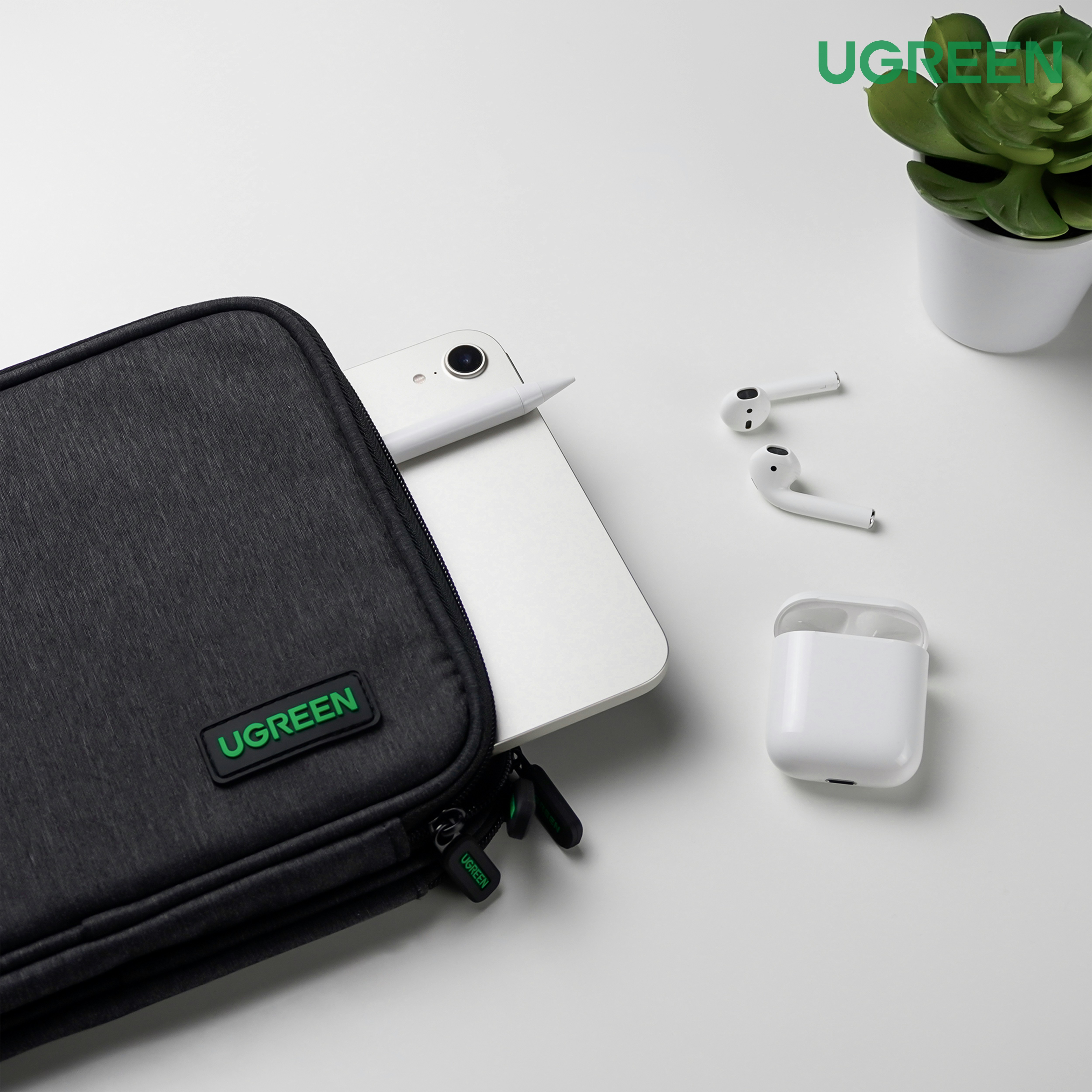 El cargador GaN de 4 puertos de Ugreen tiene un 40% de descuento. Ideal para múltiples dispositivos a la vez.