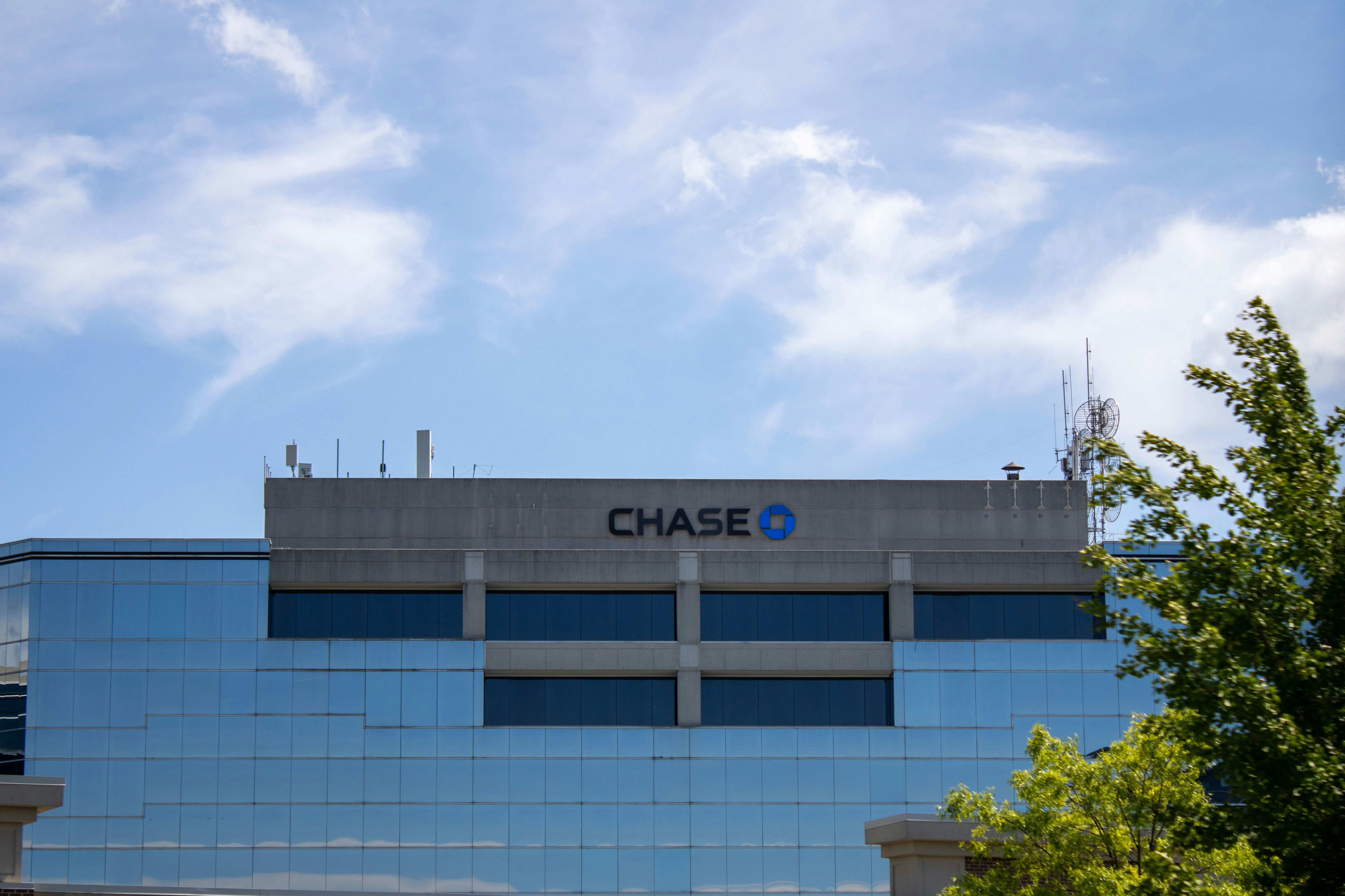 Chase recibió una bonificación de $77 millones para crear un empleo con el centro de datos de Nueva York