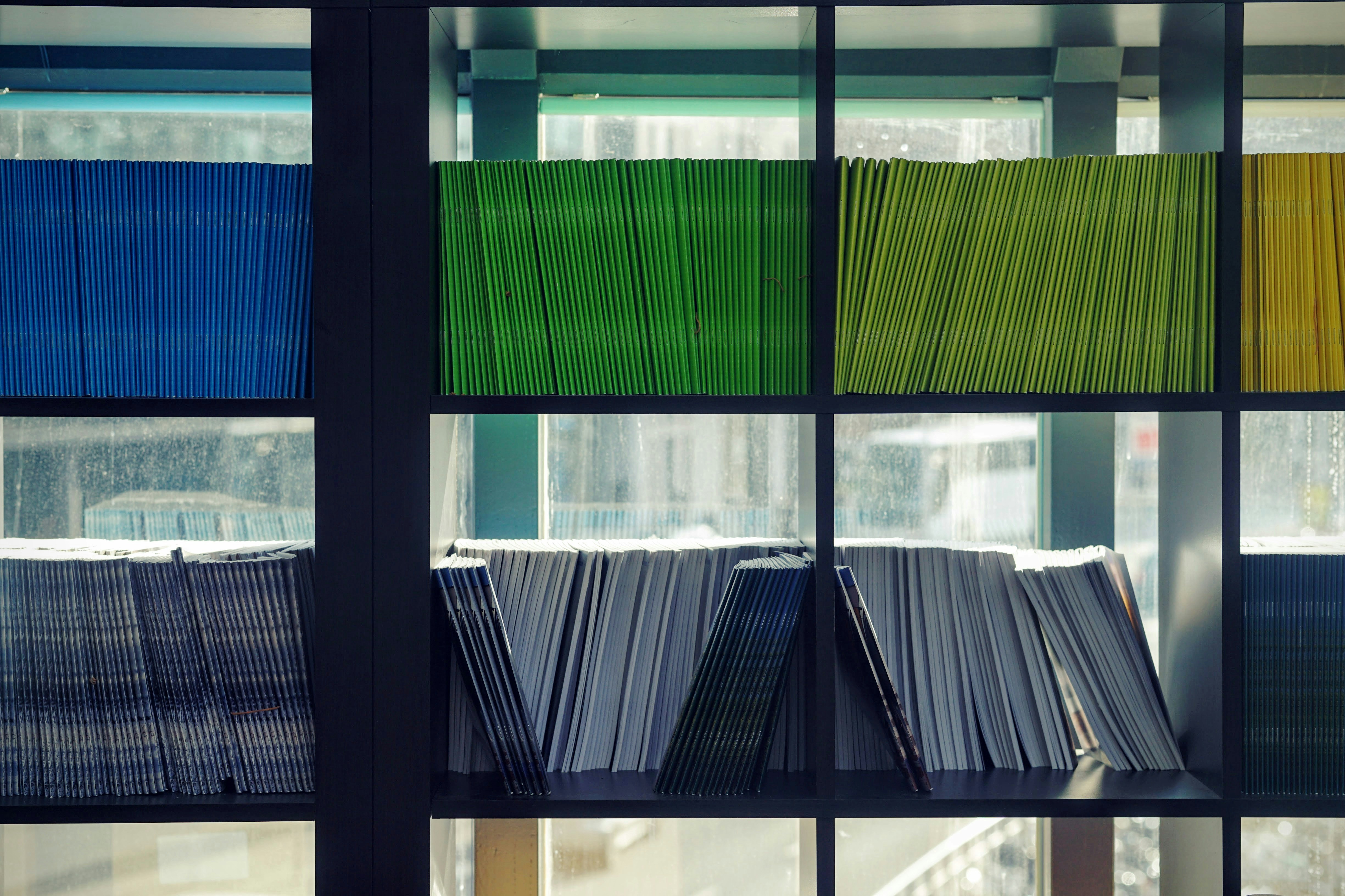 Clasificación automatizada de documentos: sostenibilidad y eficiencia