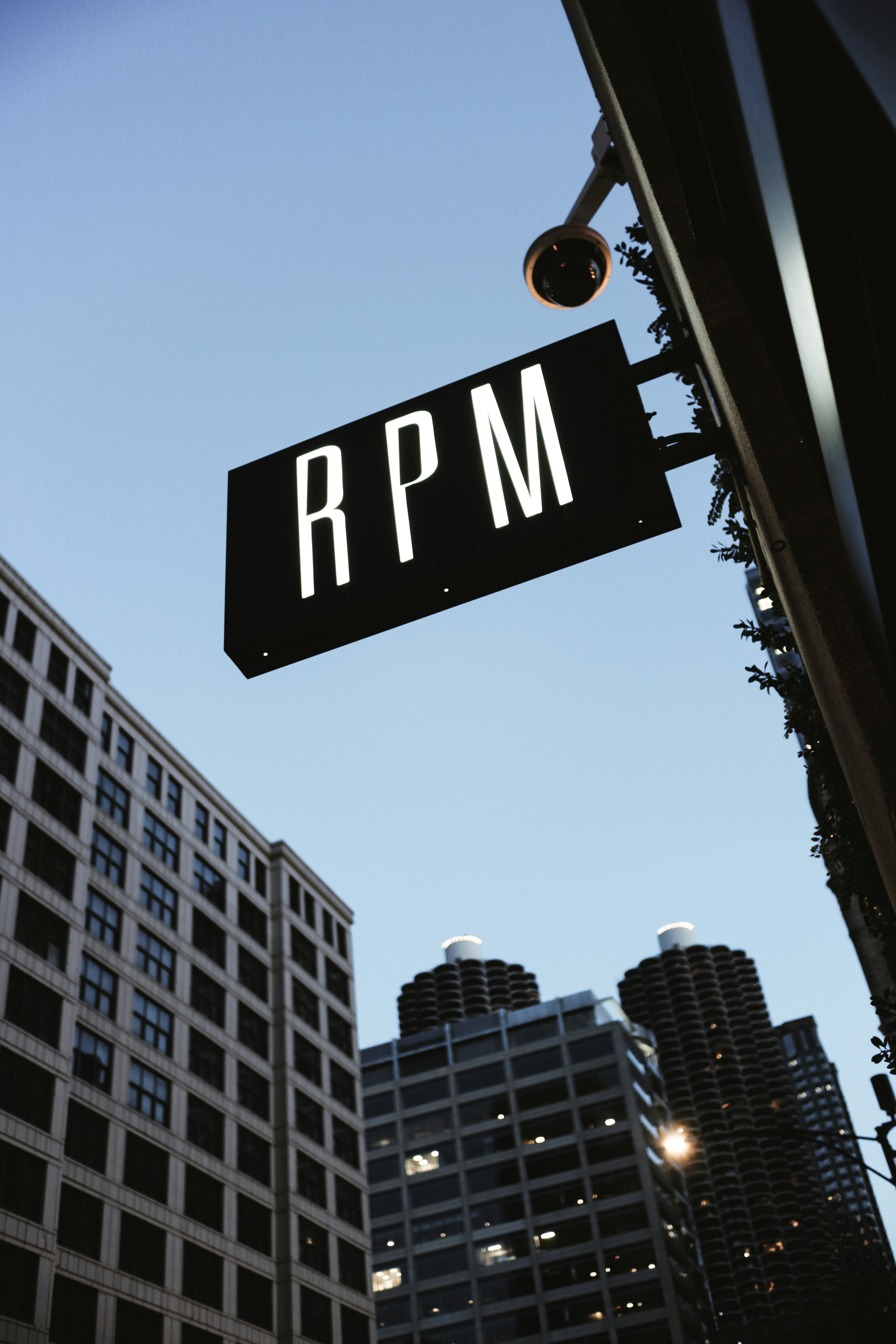 RPA Oficial con Socio de IA: Qué Buscar