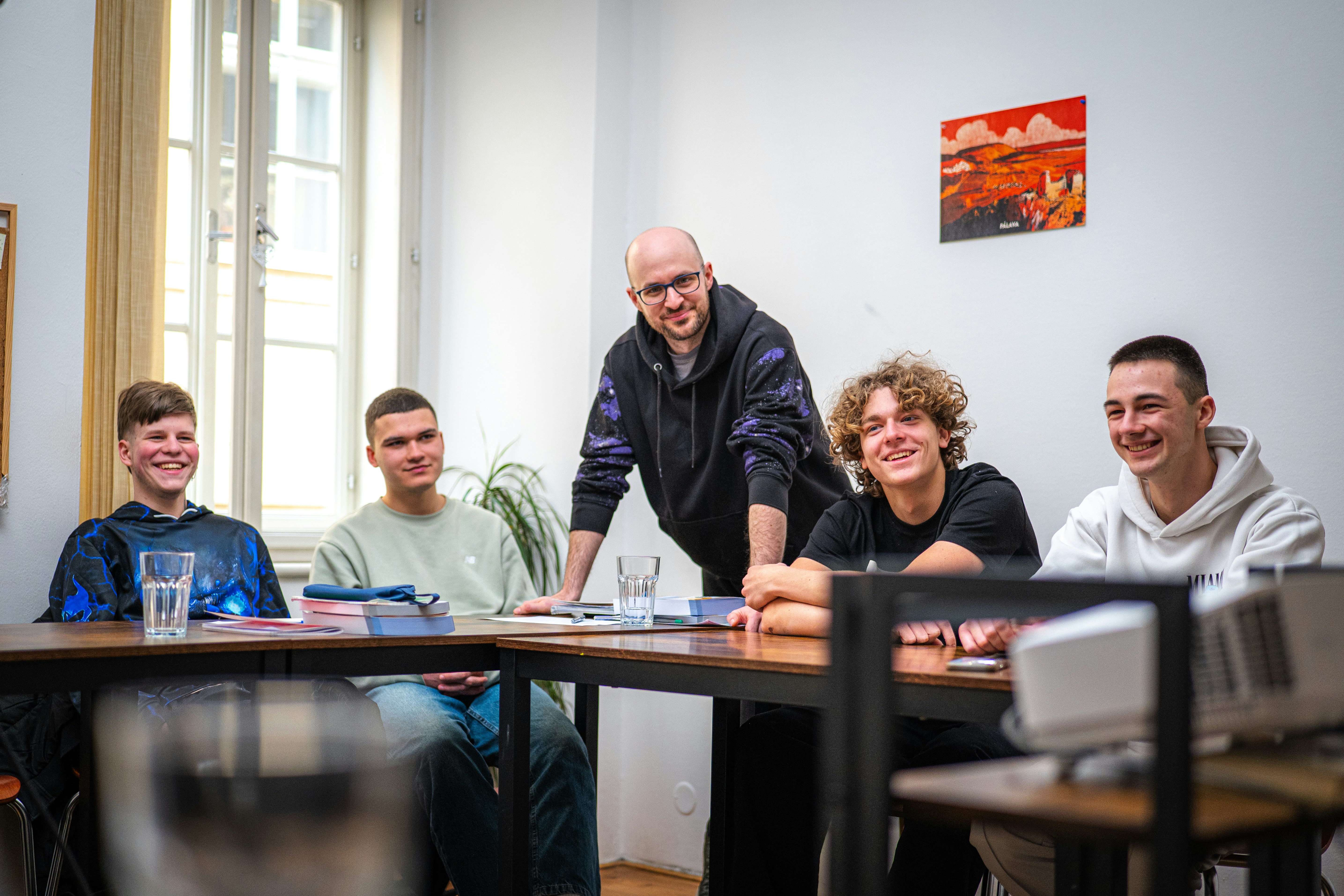 Colaboración incentivada en aprendizaje activo