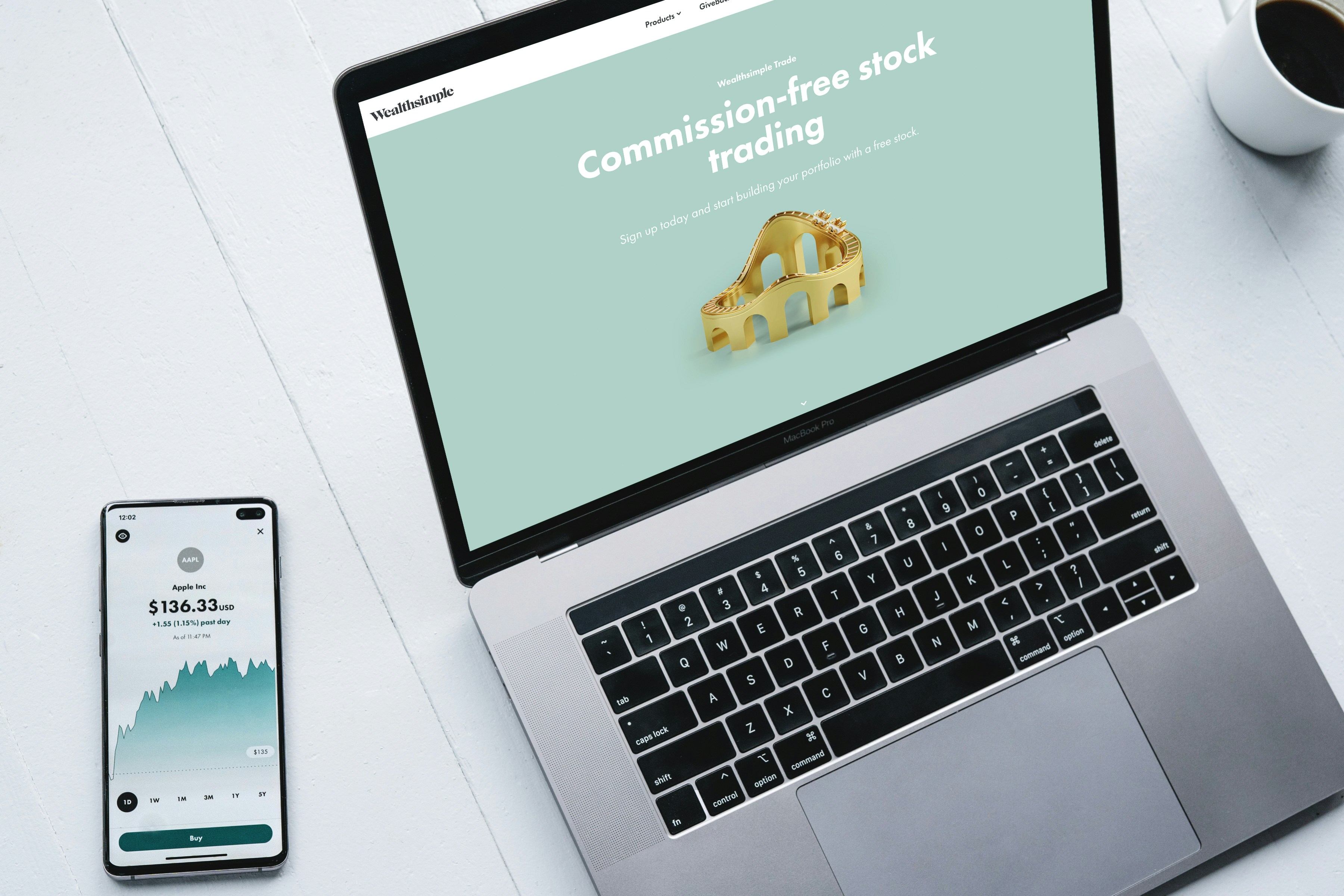 Cómo CommBank hizo altamente disponible y resiliente operacionalmente su plataforma de comercio CommSec