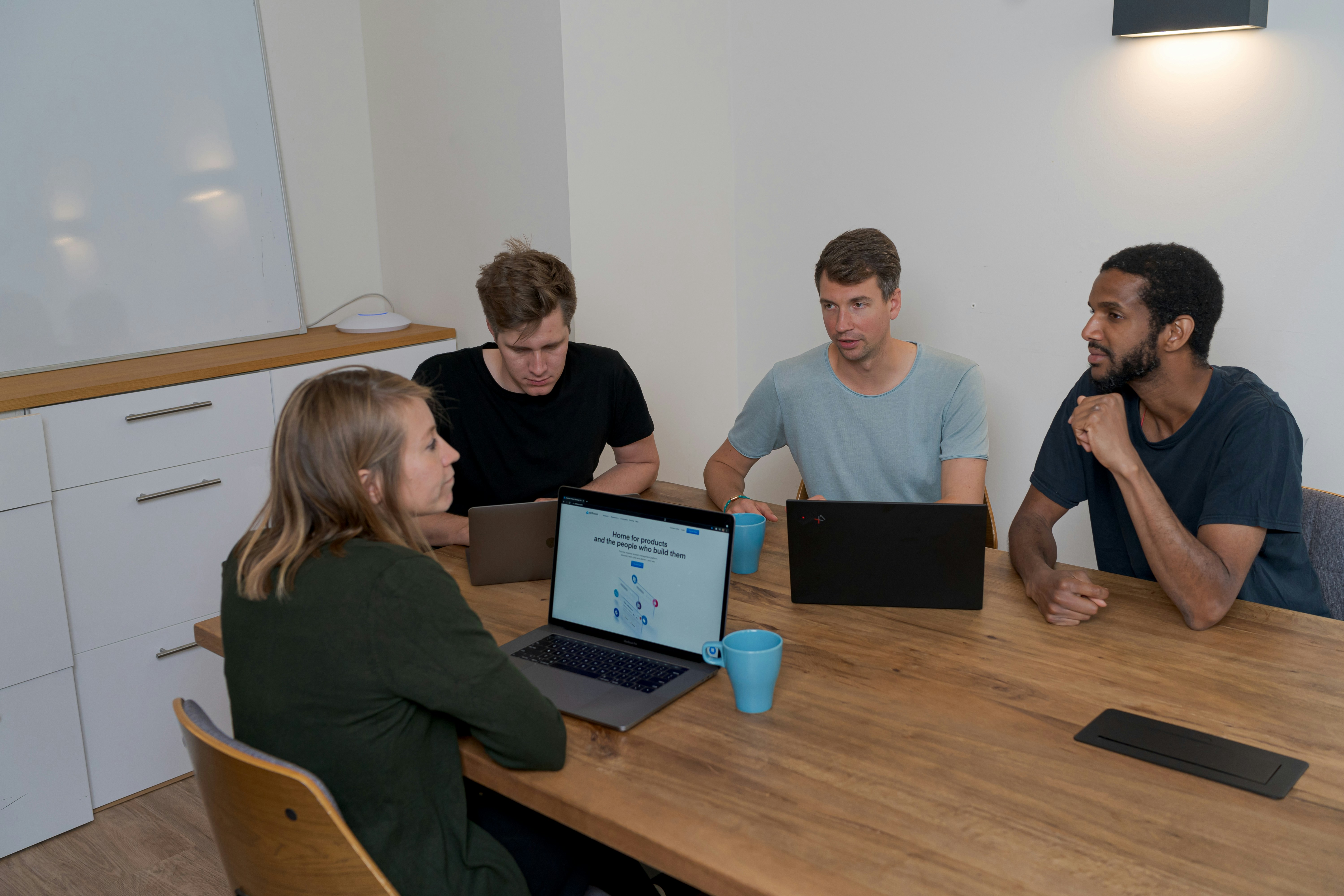 Cómo elegir un socio oficial de desarrollo de SaaS personalizado: Guía completa