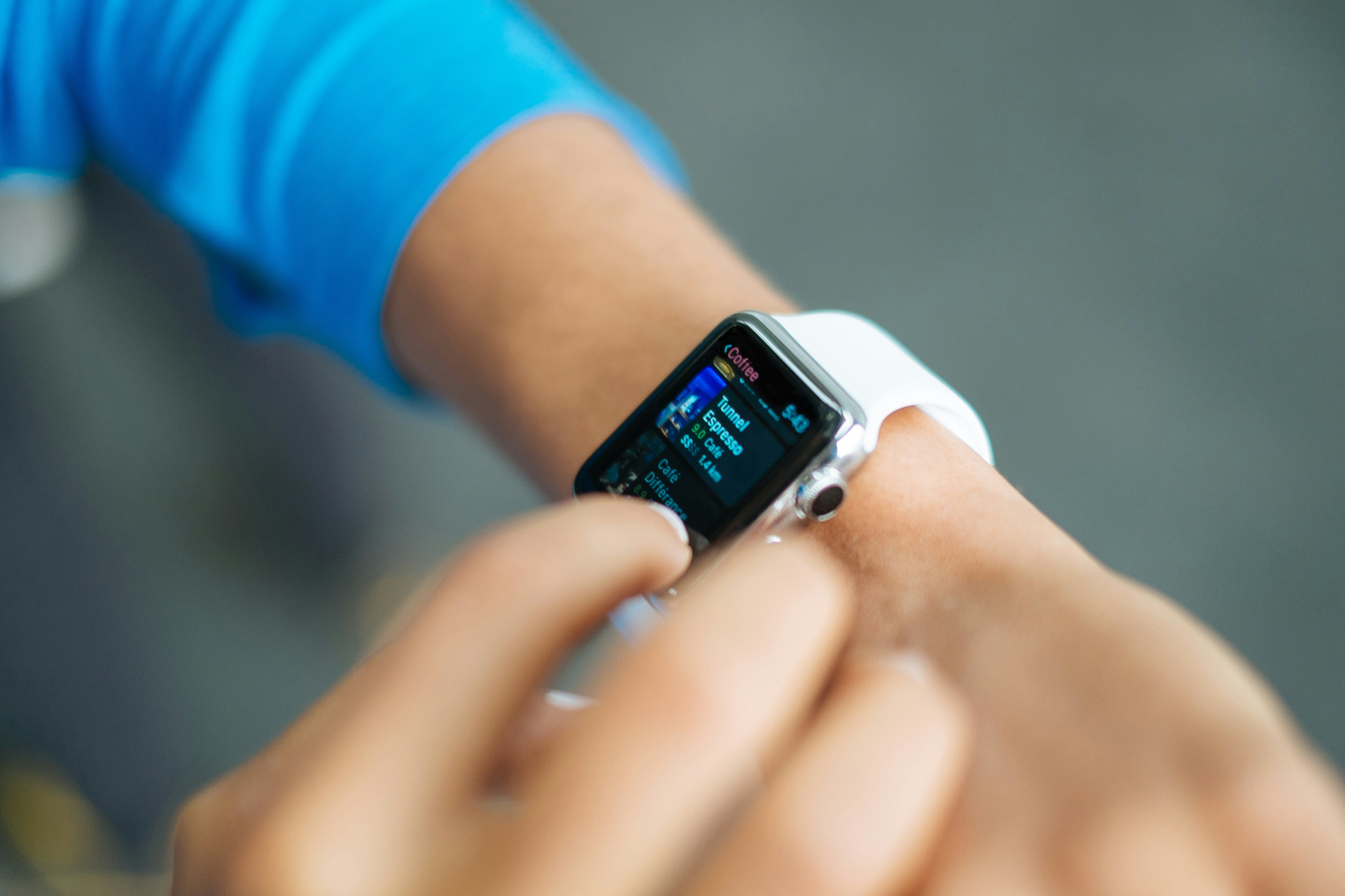 Cómo usé un reloj deportivo de $170 como mi entrenador para evitar lesiones