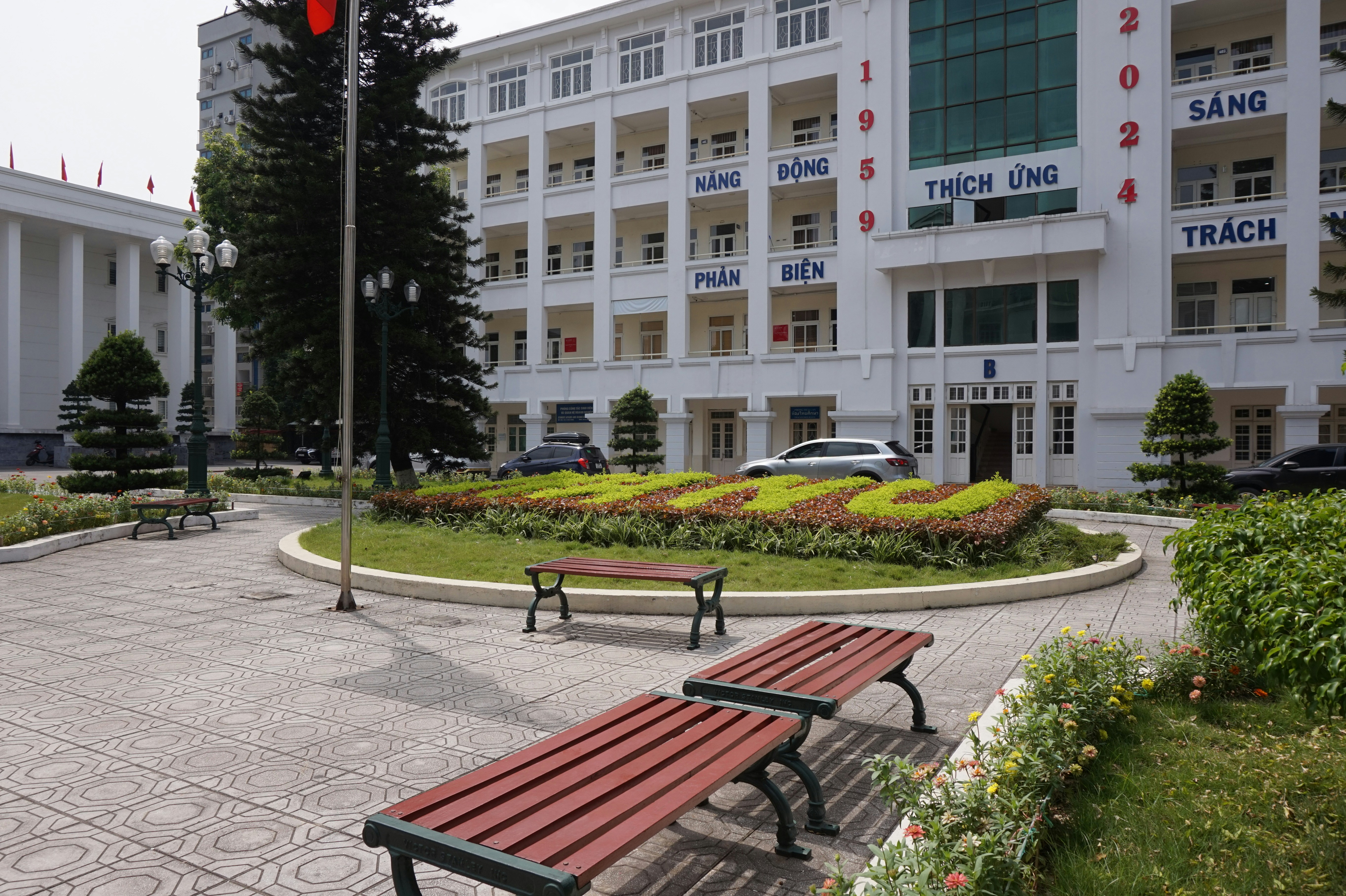 Compañía de servicios de inteligencia empresarial en Boiro