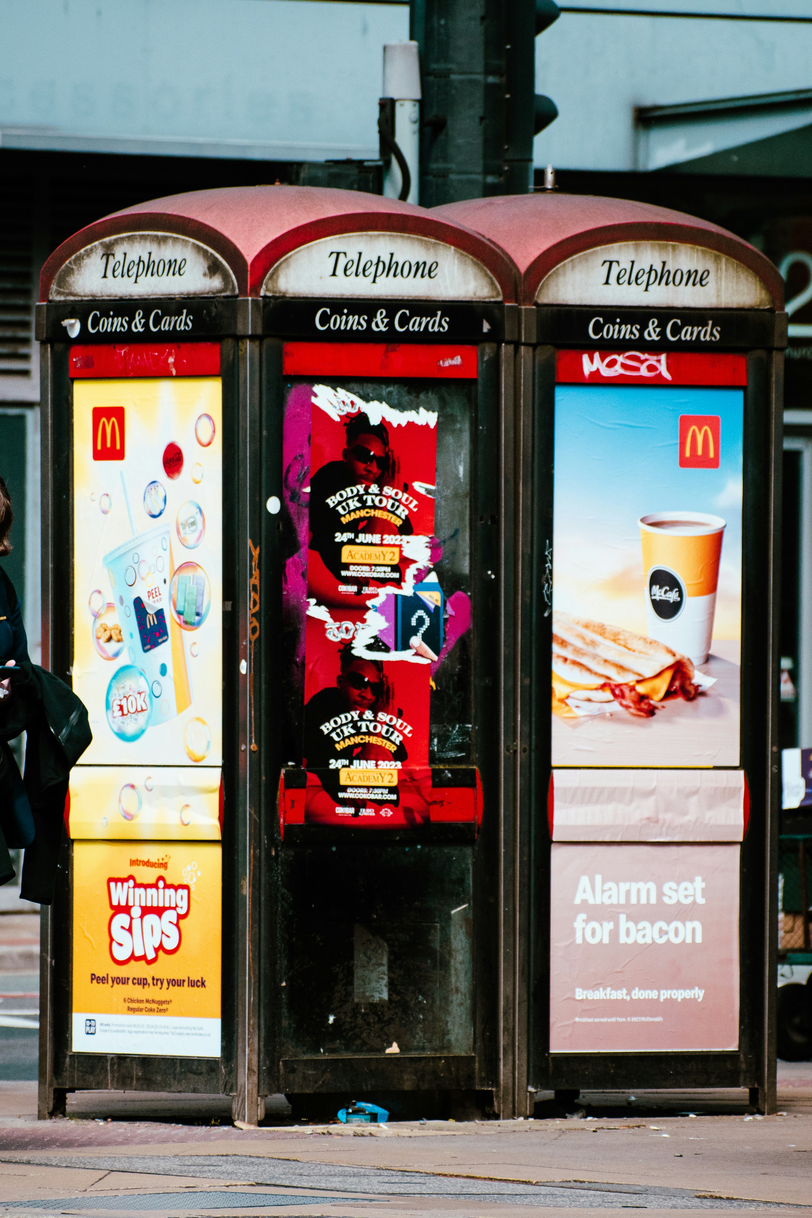 Comparación de ROI: automatización de campañas telefónicas inteligentes frente a métodos tradicionales de publicidad en alimentos y bebidas