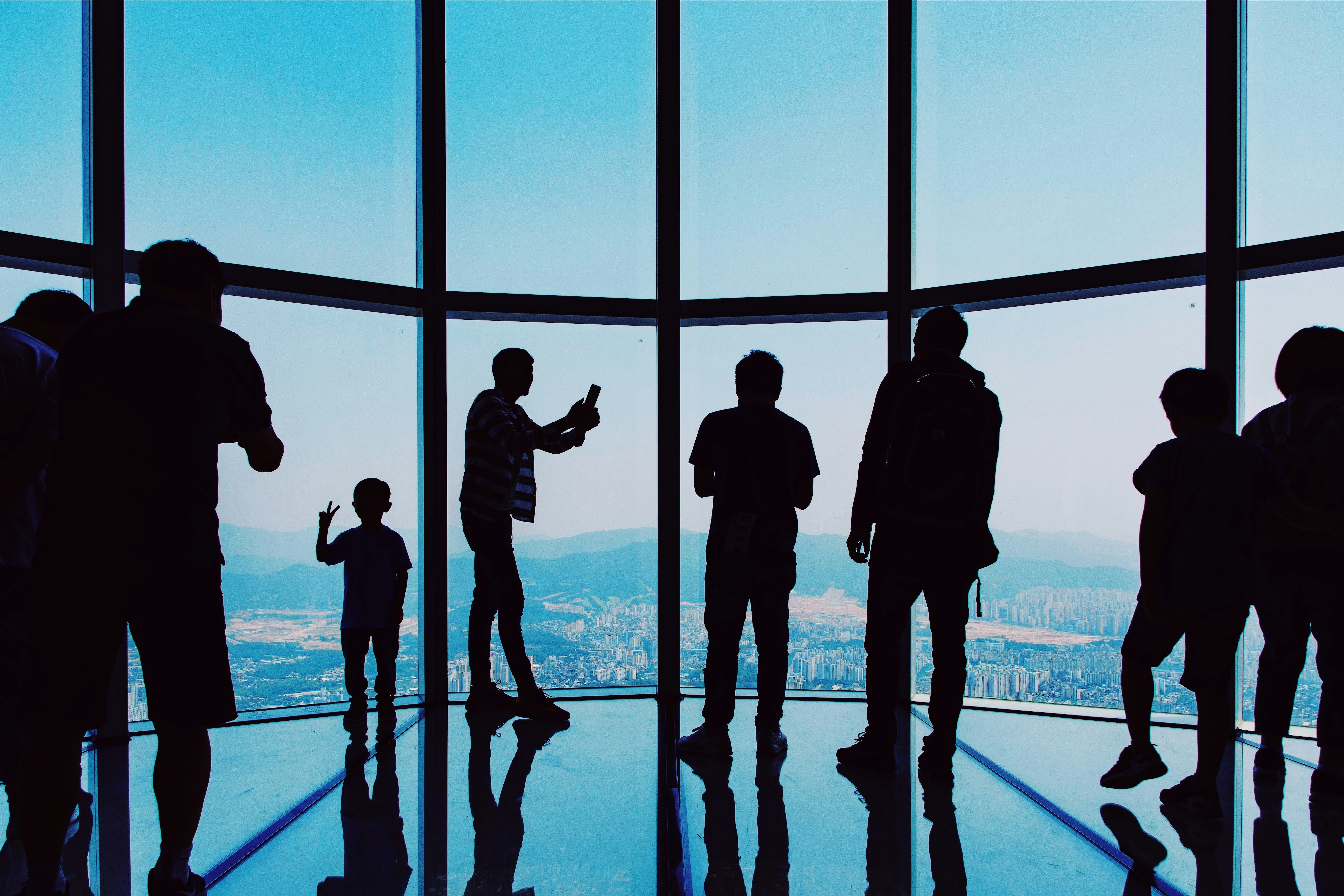 Análisis comparativo exhaustivo de lideres de la industria: App Experts