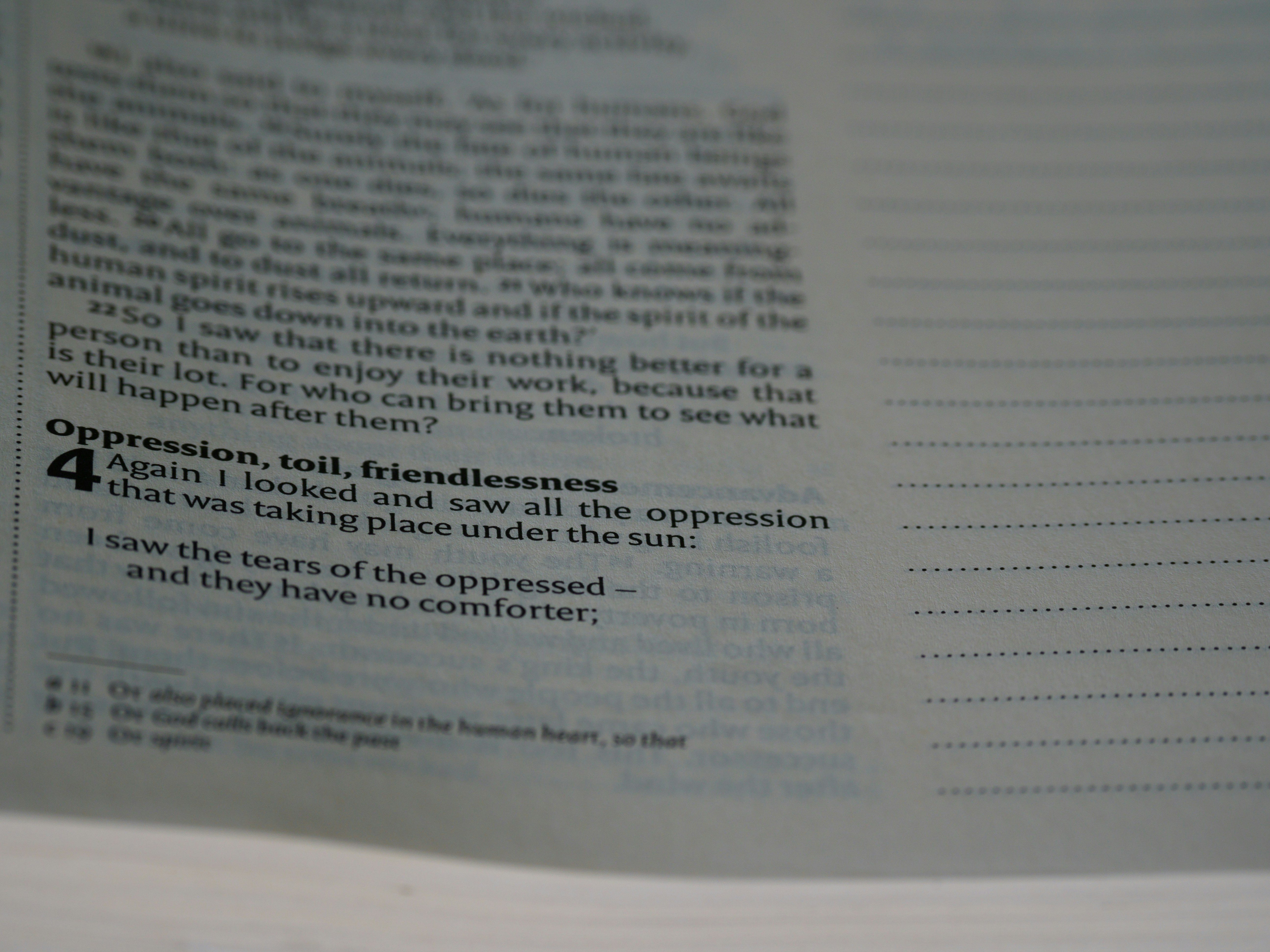 ¿Los agentes de IA para operaciones son una compra única o una suscripción?
