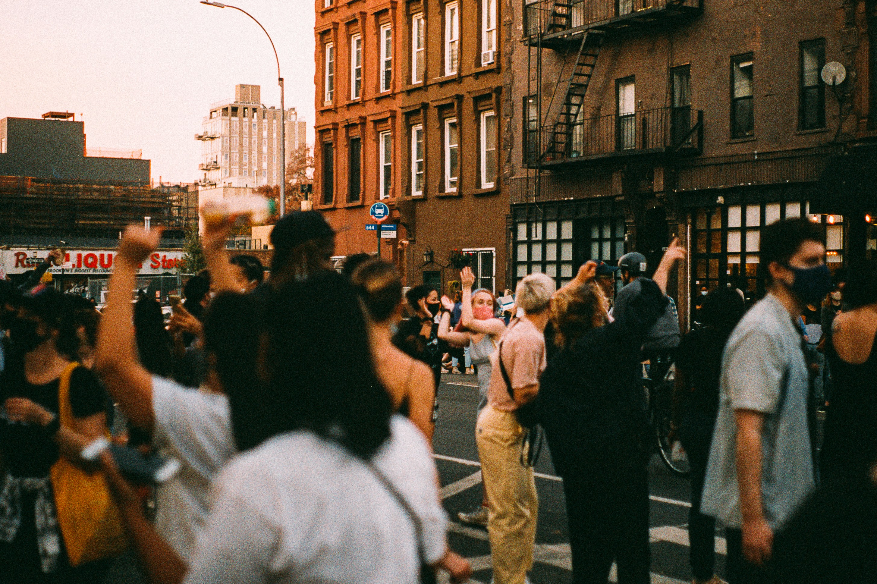 Conclave: el sonido de una fiesta callejera en Nueva York