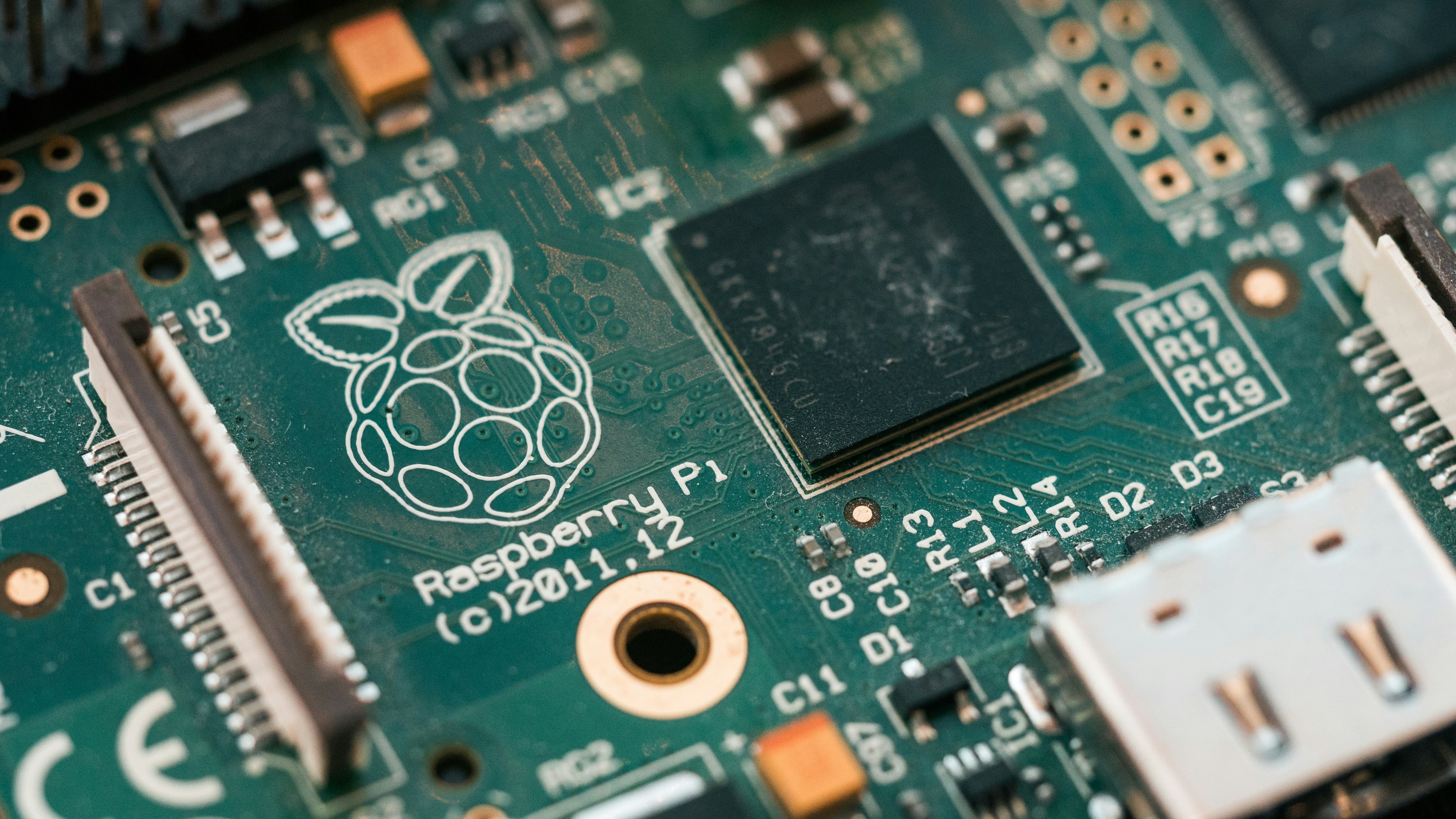 Raspberry Pi quiere que los administradores de Windows se conecten, o podría cortar la corriente.