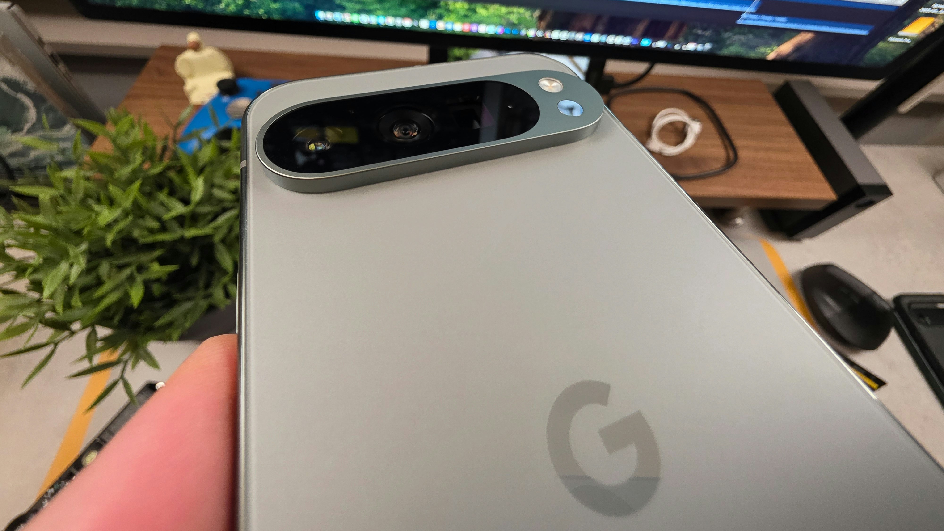Puedes conseguir un Google Pixel 10 por $250 de descuento en este momento