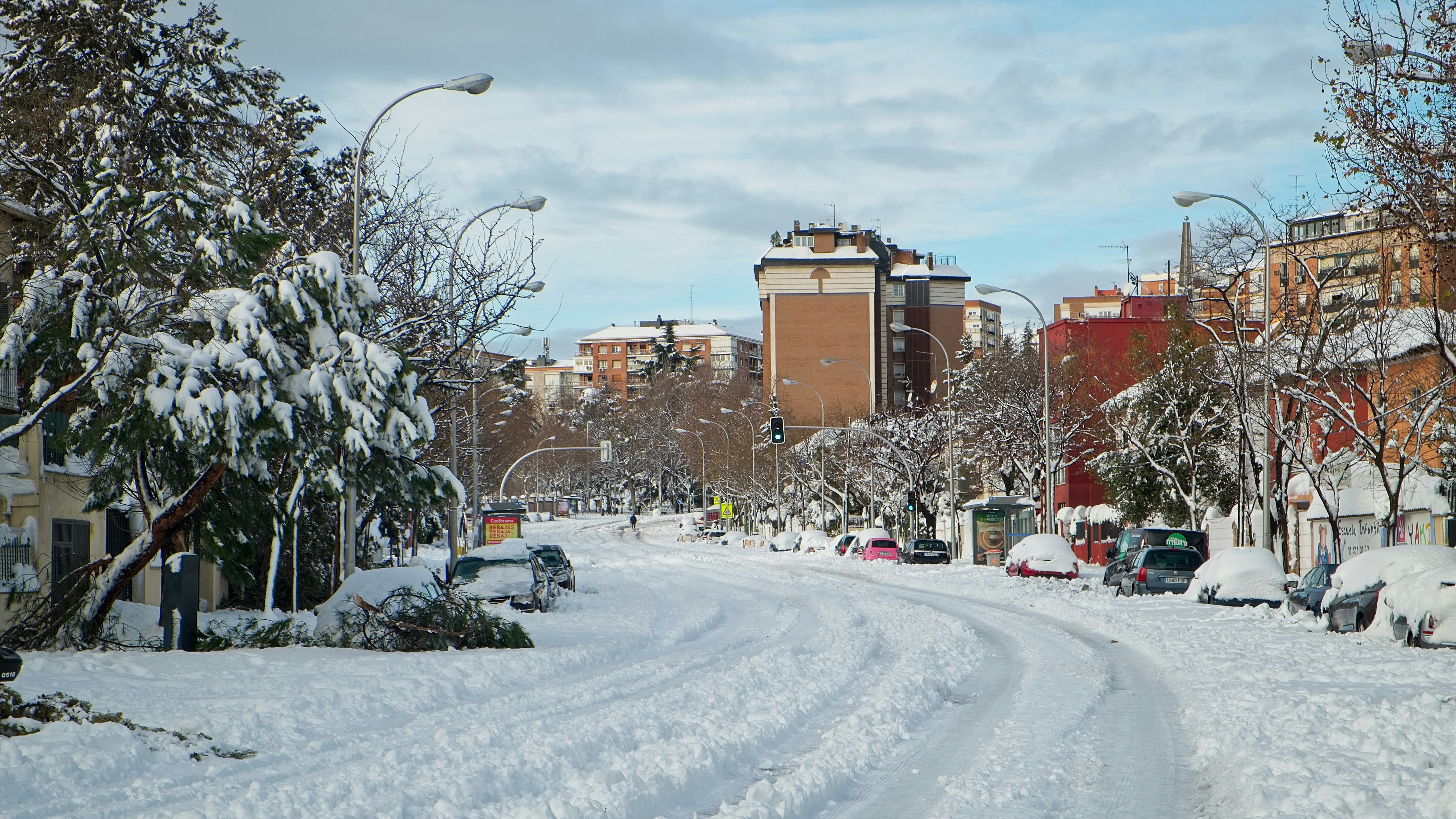 Deja de pagar el impuesto de copo de nieve: cuándo construir en lugar de comprar