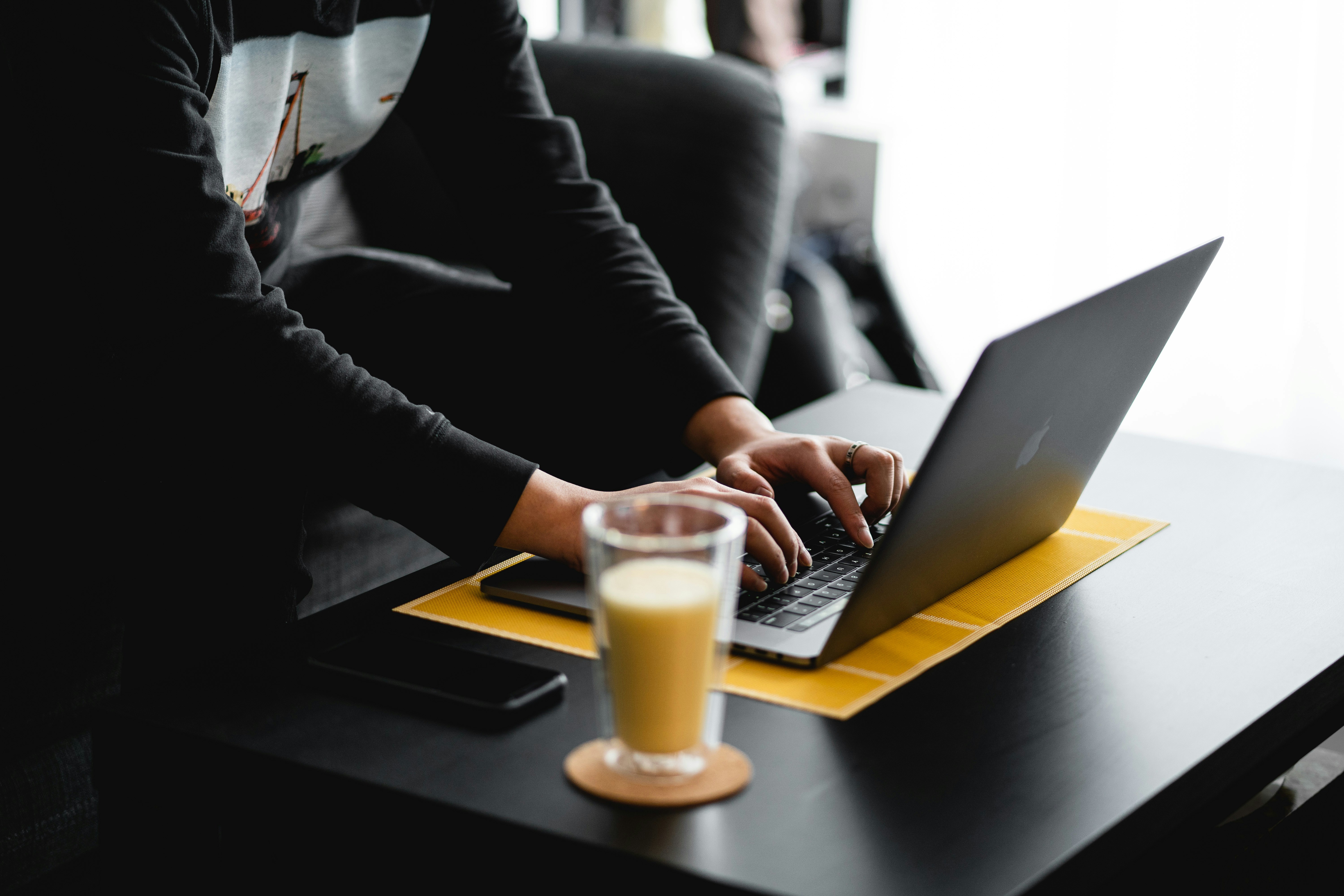 Optimice su proceso de contratación con los mejores programadores de nuestra agencia en Madrid