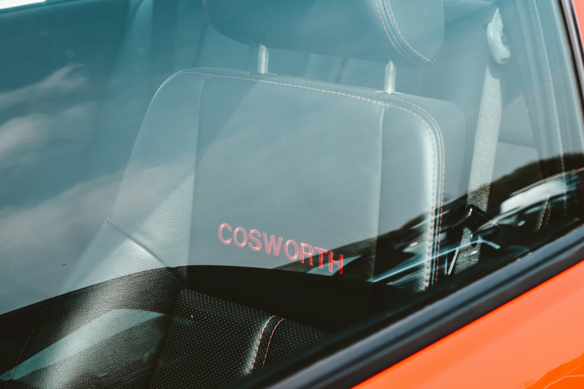 Conversión de furgoneta de fibra de vidrio compuesta por ti mismo