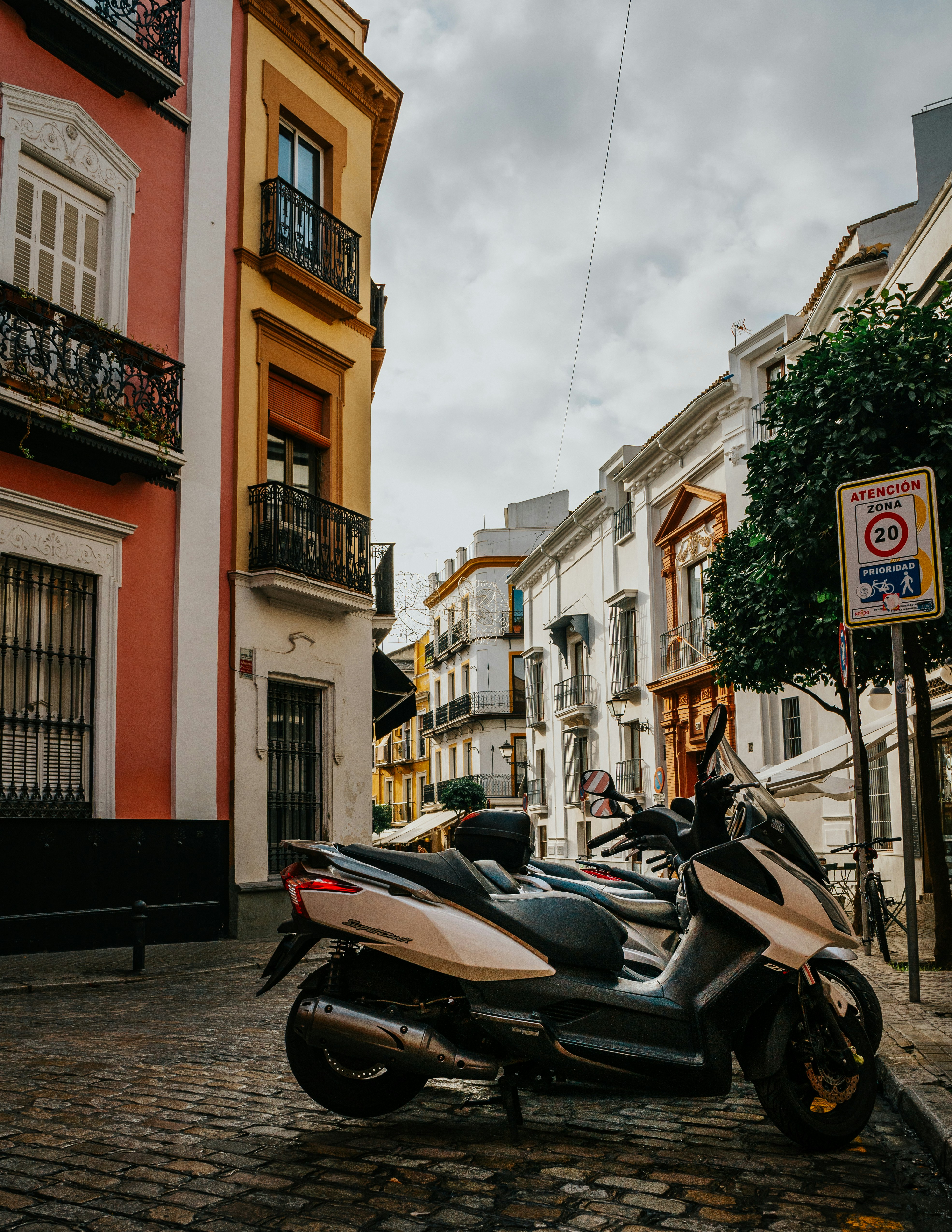 Copiloto profesional de IA para servicios de soporte en Sevilla