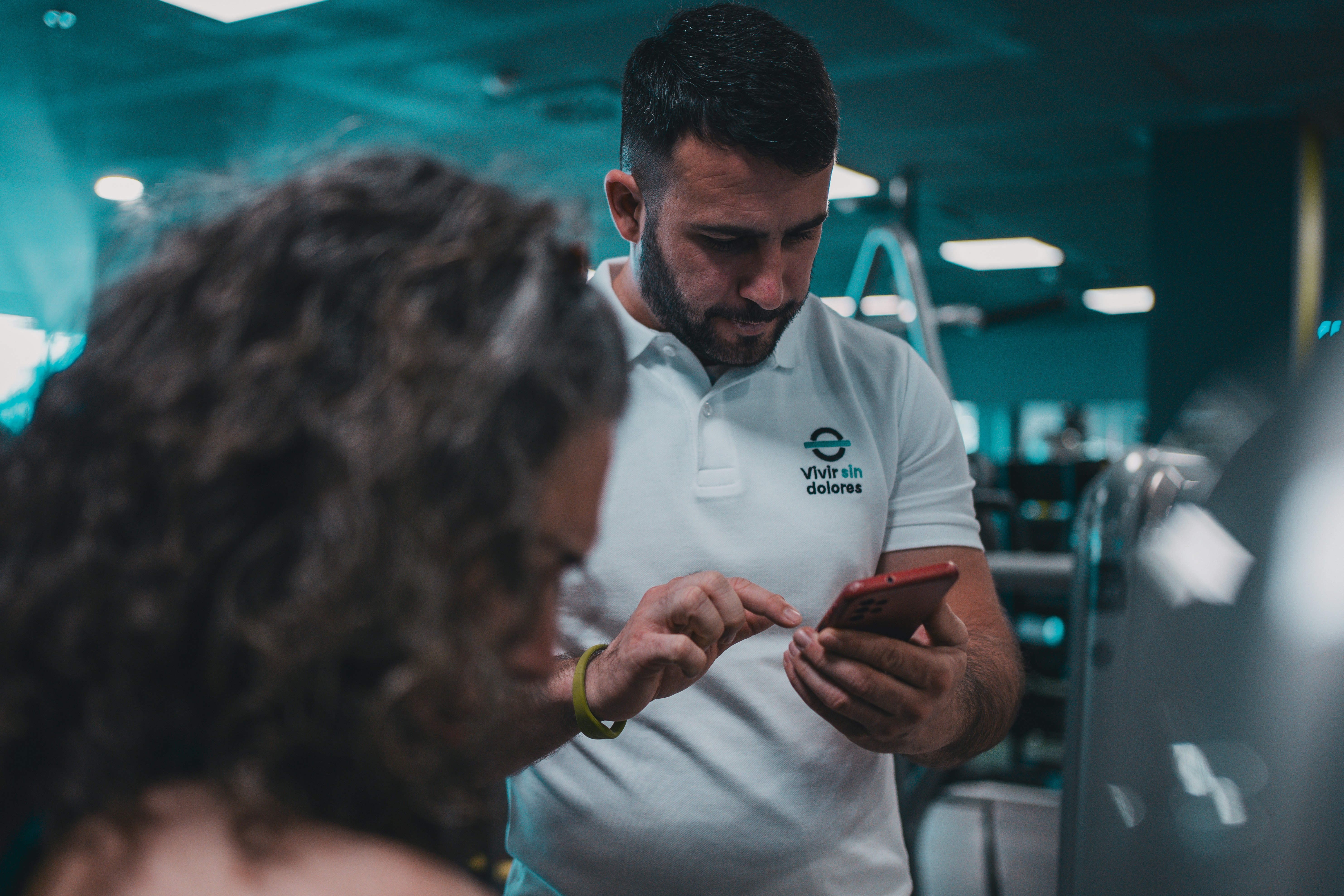 ¿Cuánto cuesta el desarrollo de una aplicación de fitness? Precios empresariales, costos ocultos y estrategia de monetización.